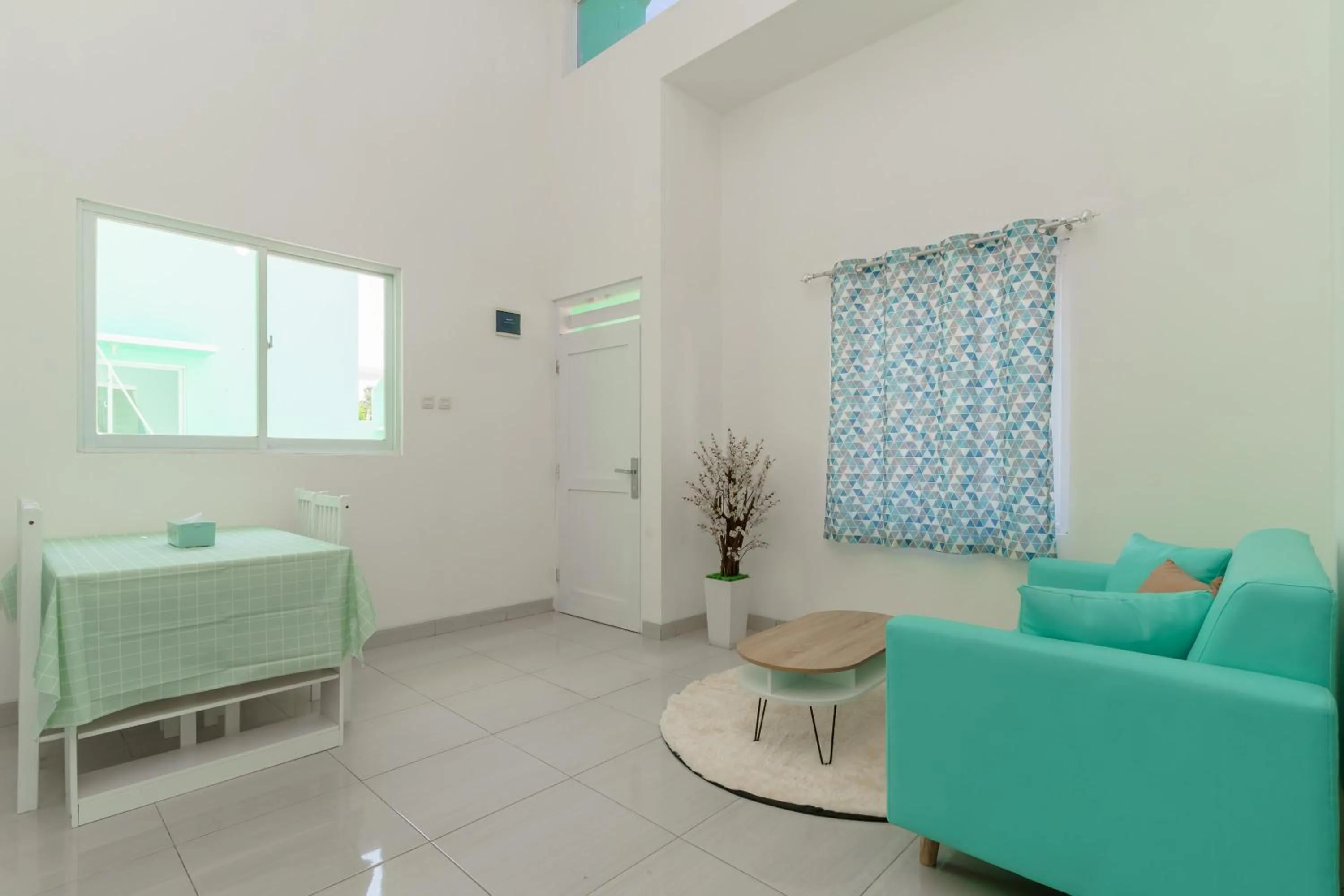 Facade/entrance in KoolKost @ Ikost Cimahpar Indah