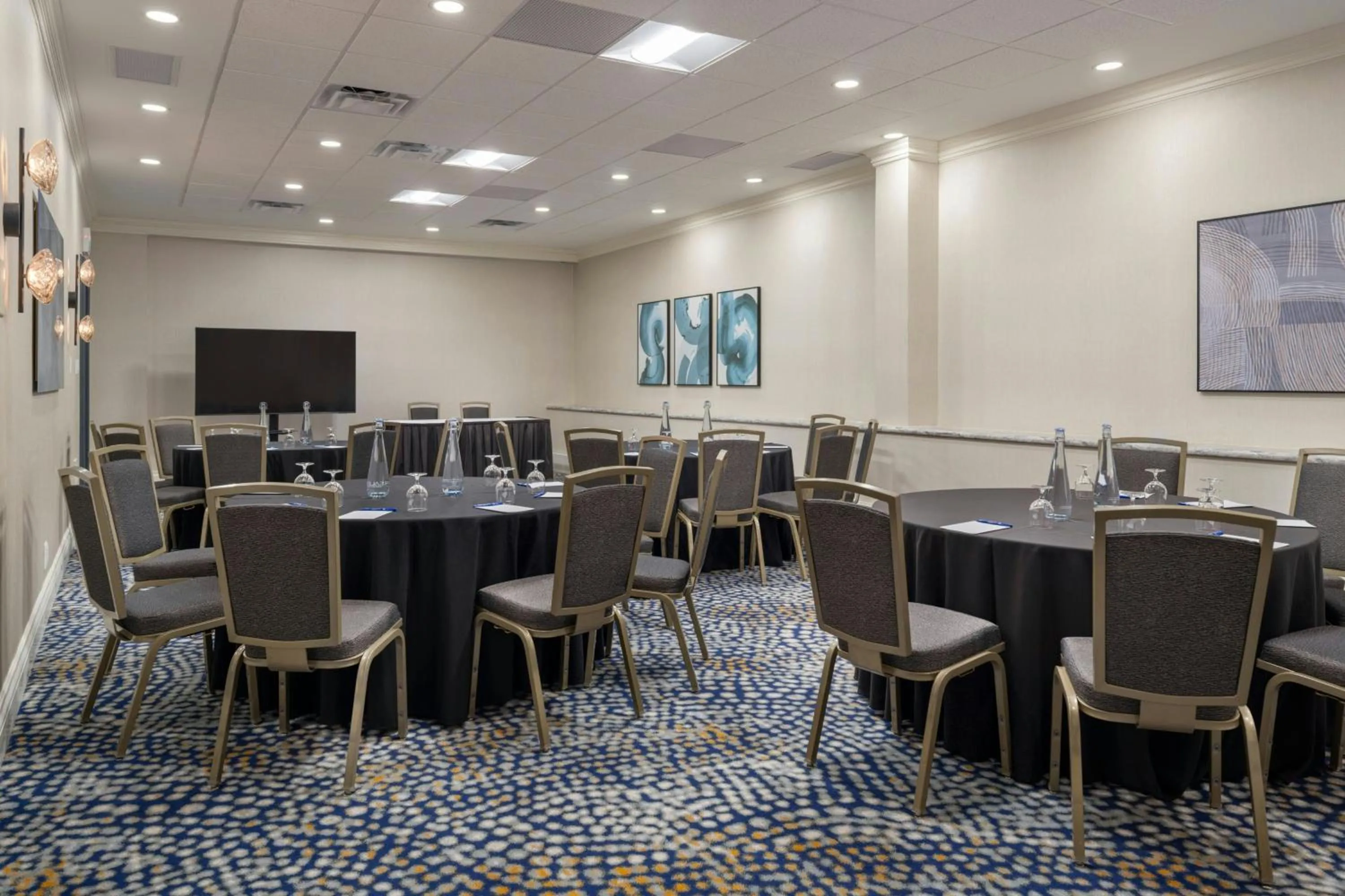 Meeting/conference room in Delta Hotels by Marriott Saskatoon Downtown