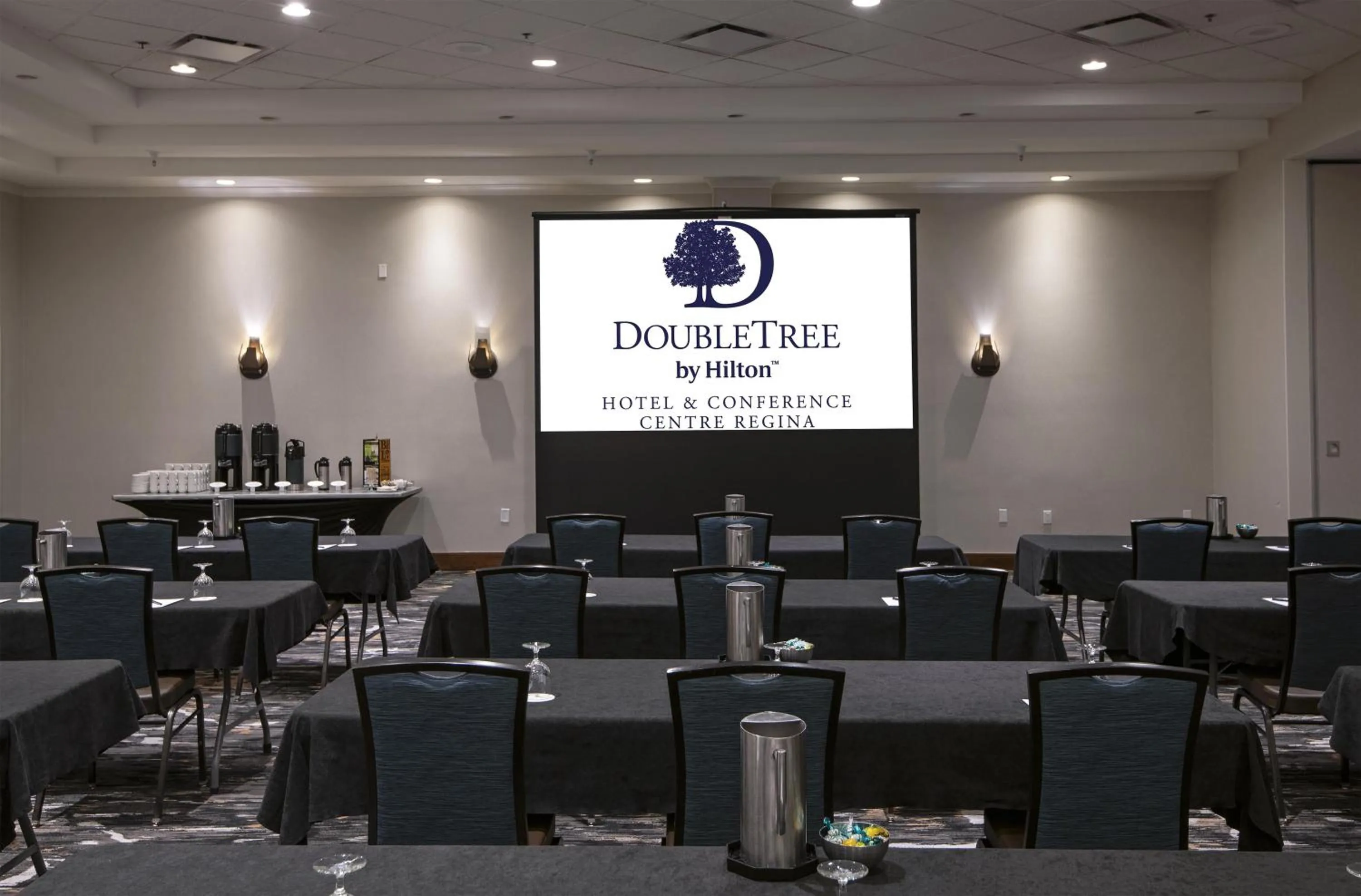 Meeting/conference room in DoubleTree by Hilton Hotel & Conference Centre Regina
