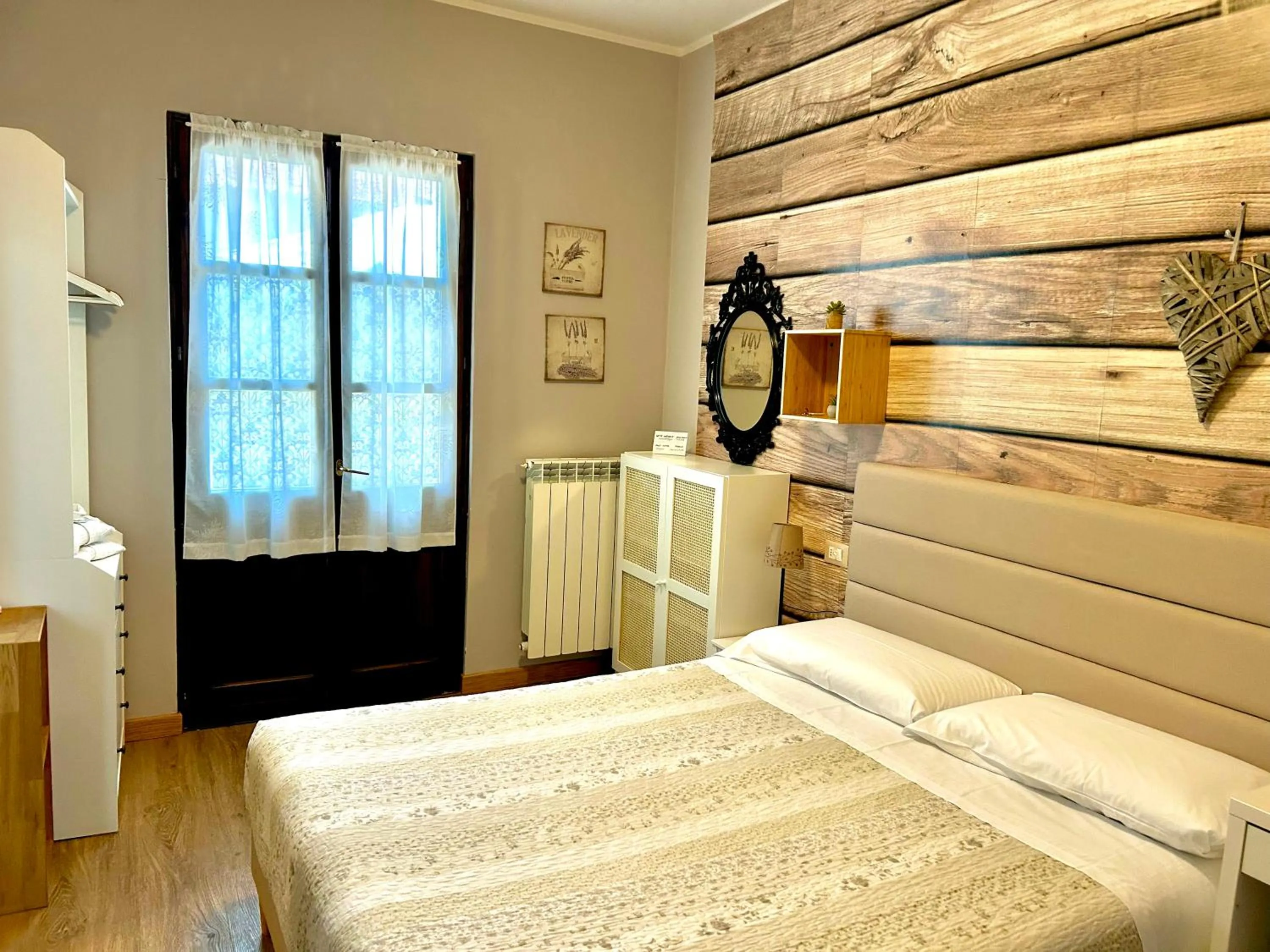 Bed in La Casa Di Campagna Sul Garda