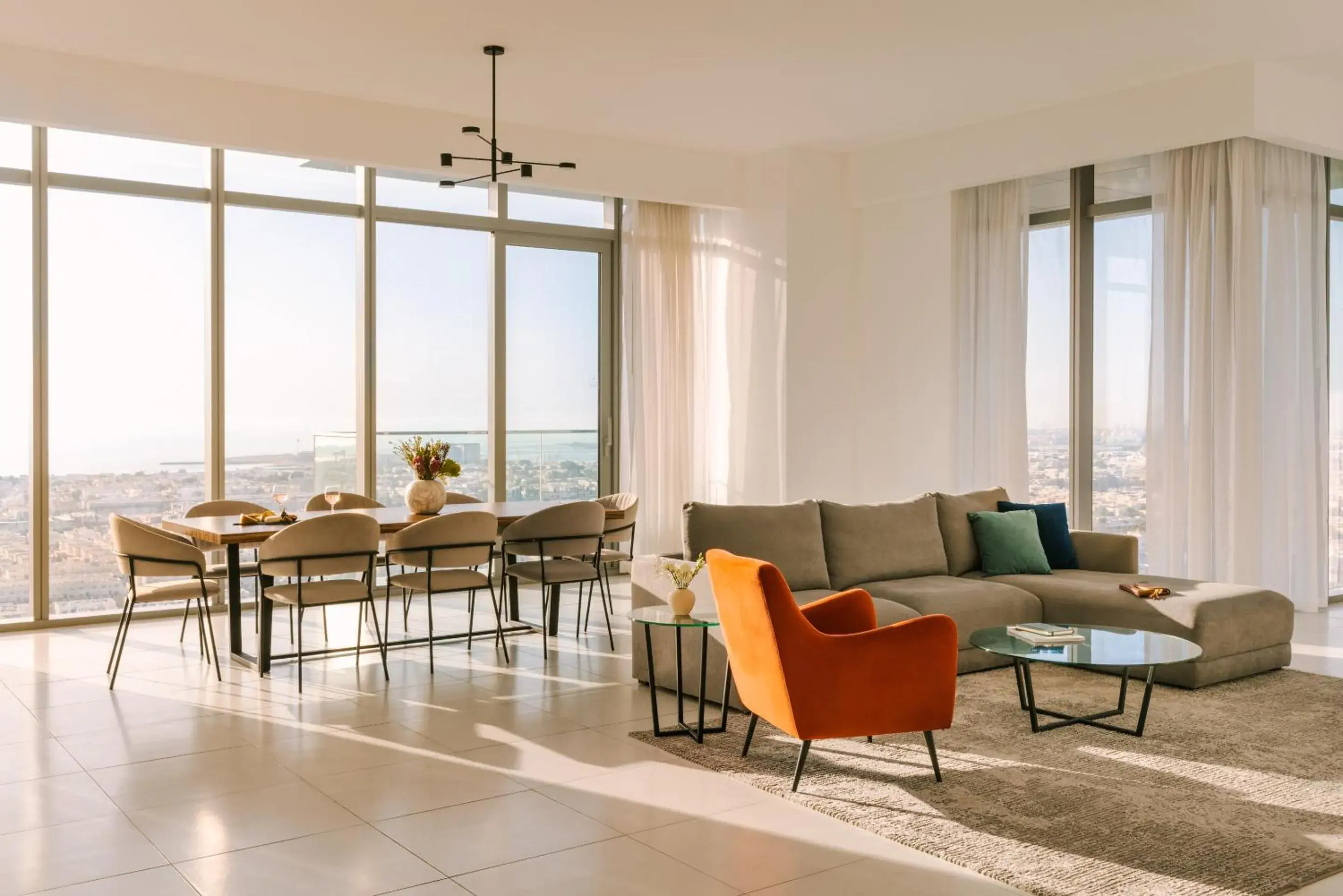 Three-Bedroom Apartment with Sea View in Sonder Downtown Towers Three-Bedroom Apartment with Sea View in Sonder Downtown Towers