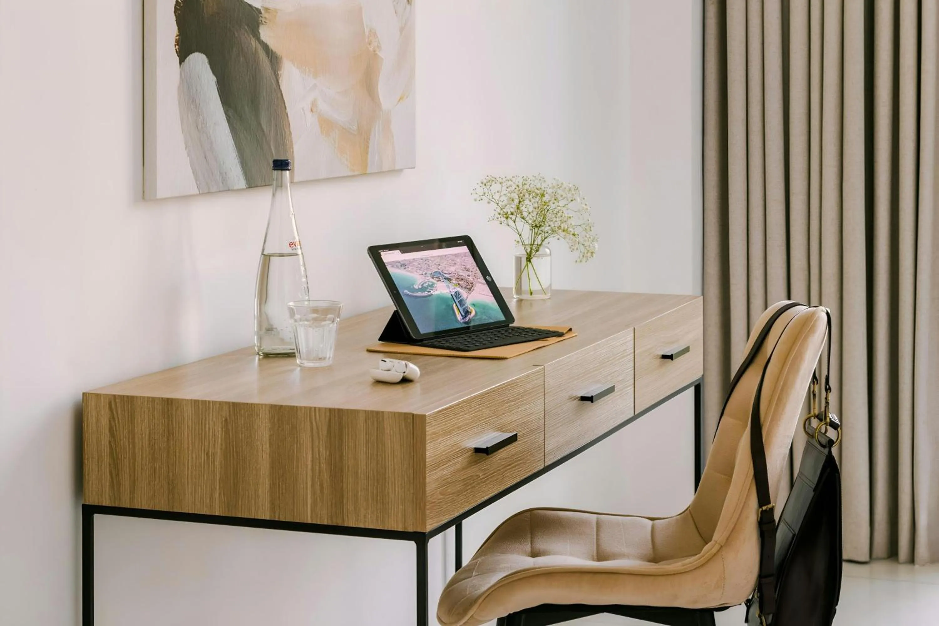 Bedroom in Sonder by Marriott Bonvoy Downtown Towers Apartments
