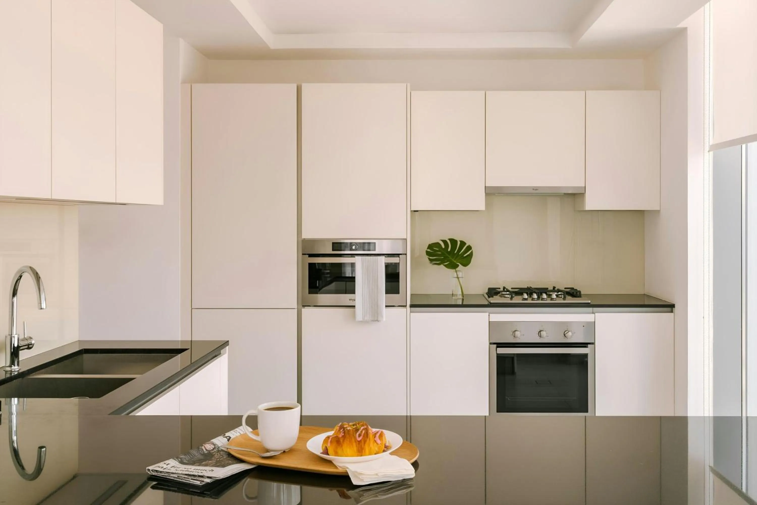 Kitchen or kitchenette in Sonder by Marriott Bonvoy Downtown Towers Apartments