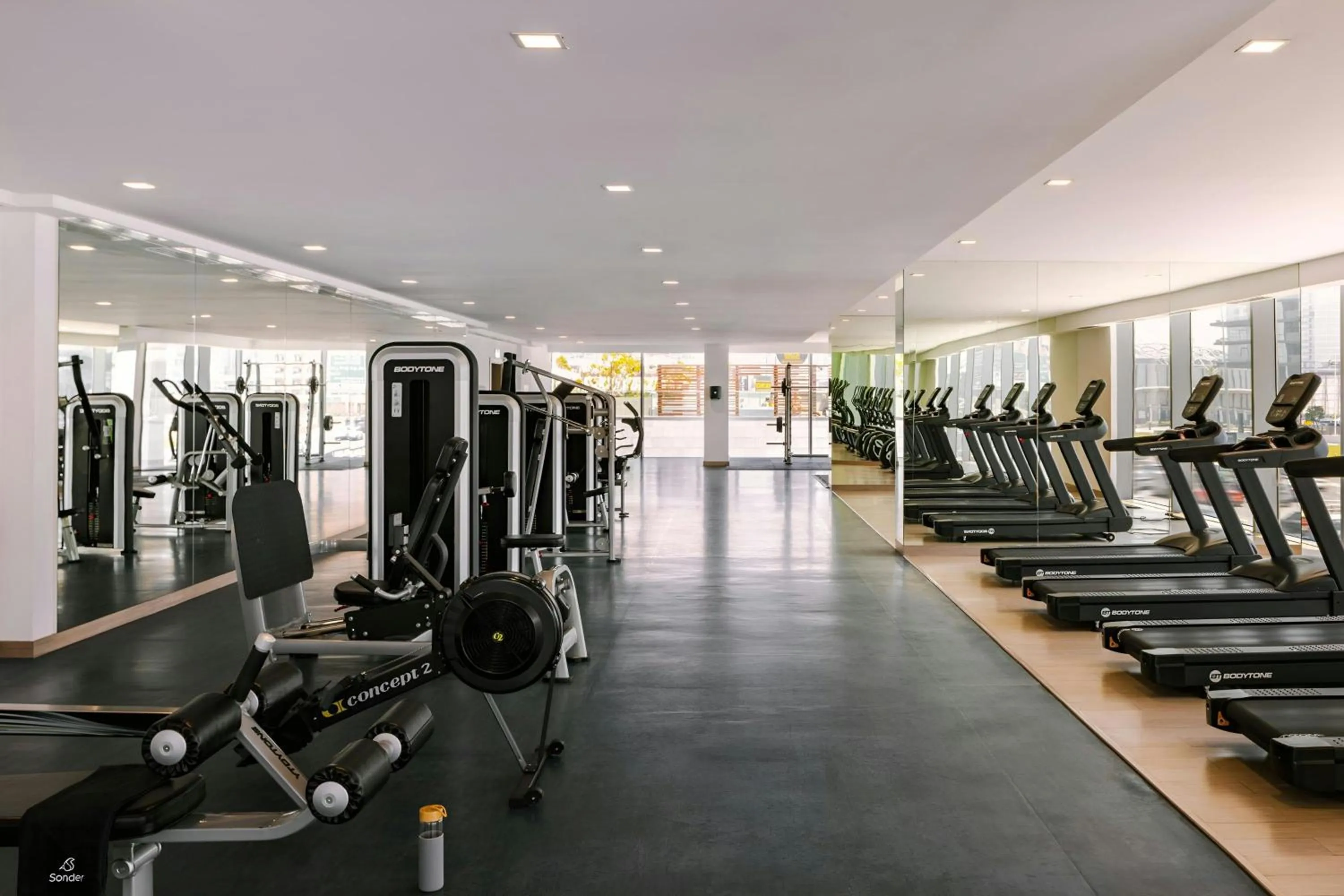 Fitness centre/facilities in Sonder by Marriott Bonvoy Downtown Towers Apartments