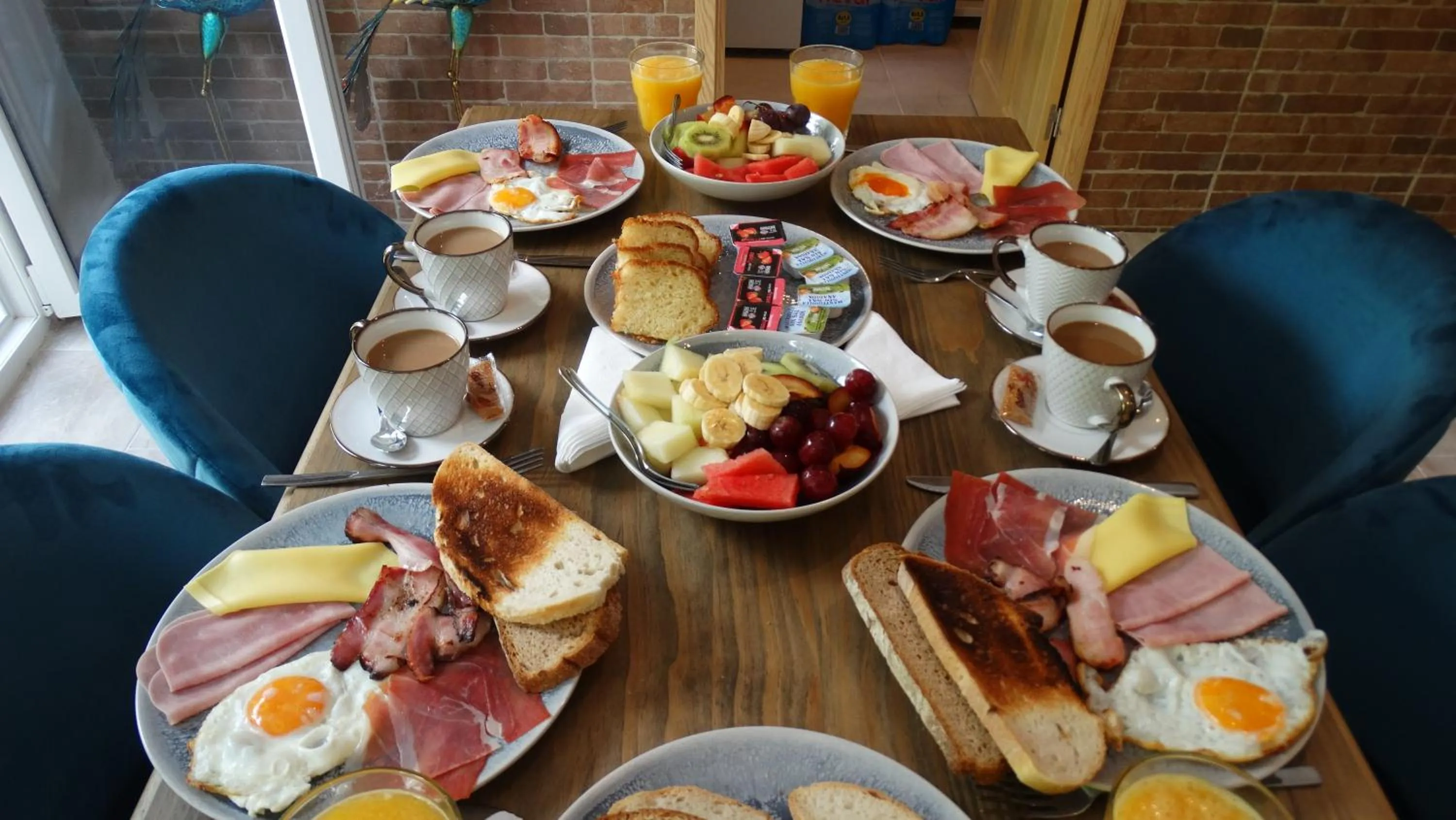 Continental breakfast in Hotel CALPE