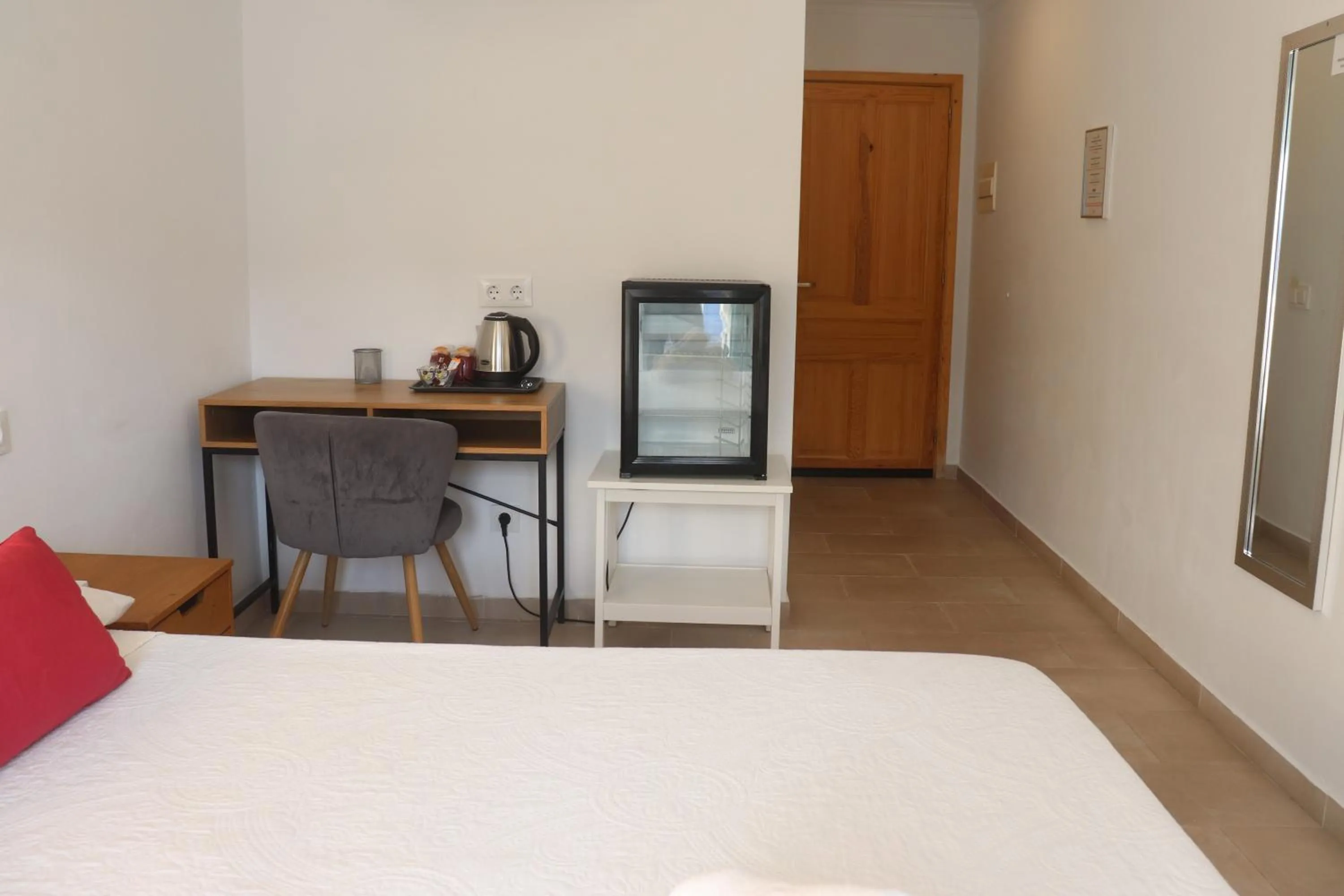 Bedroom, Bed in Hotel CALPE