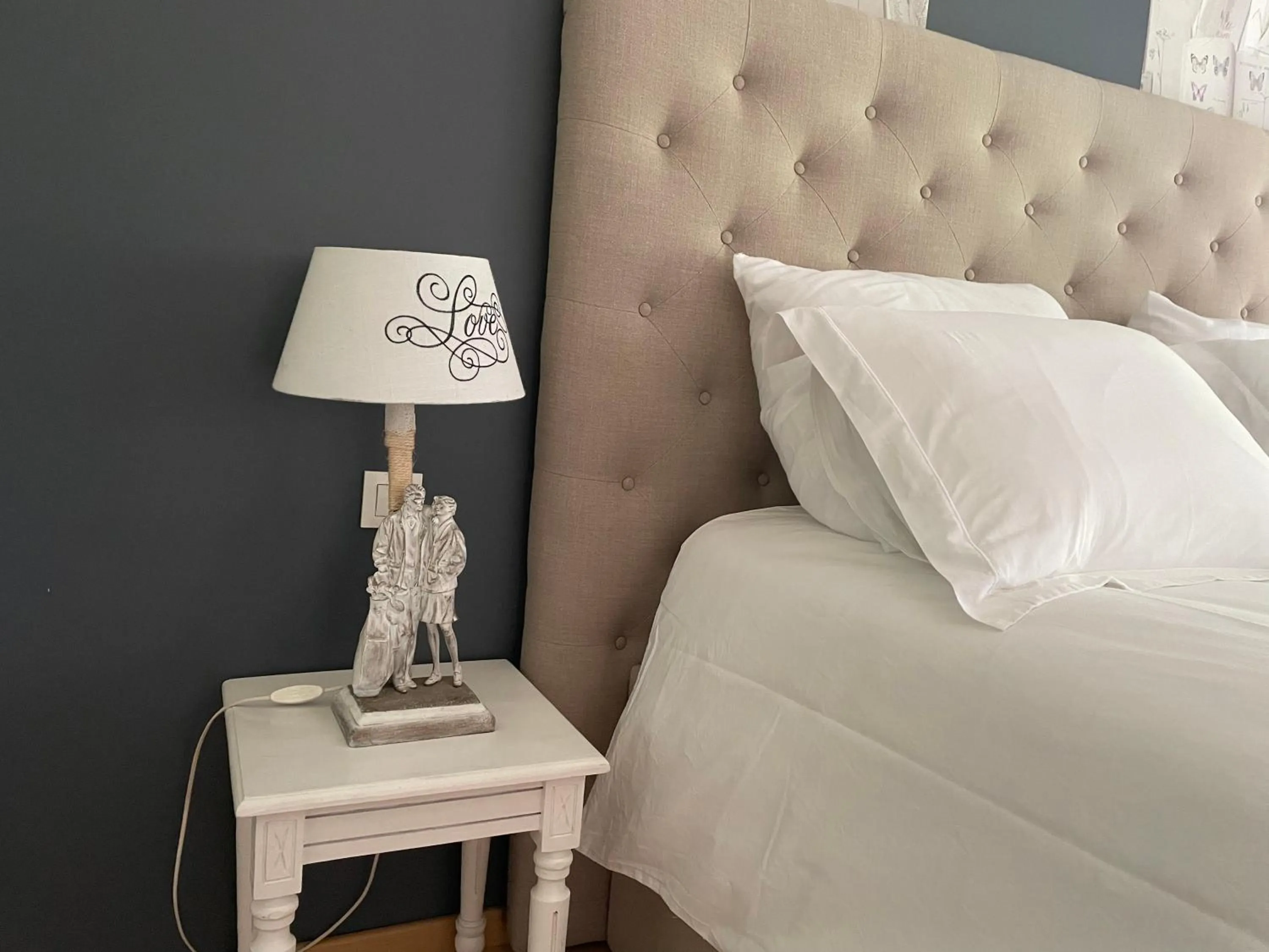 Bed in Le Maine N 5 - FLÉAC ANGOULEME - Suite Tilleul