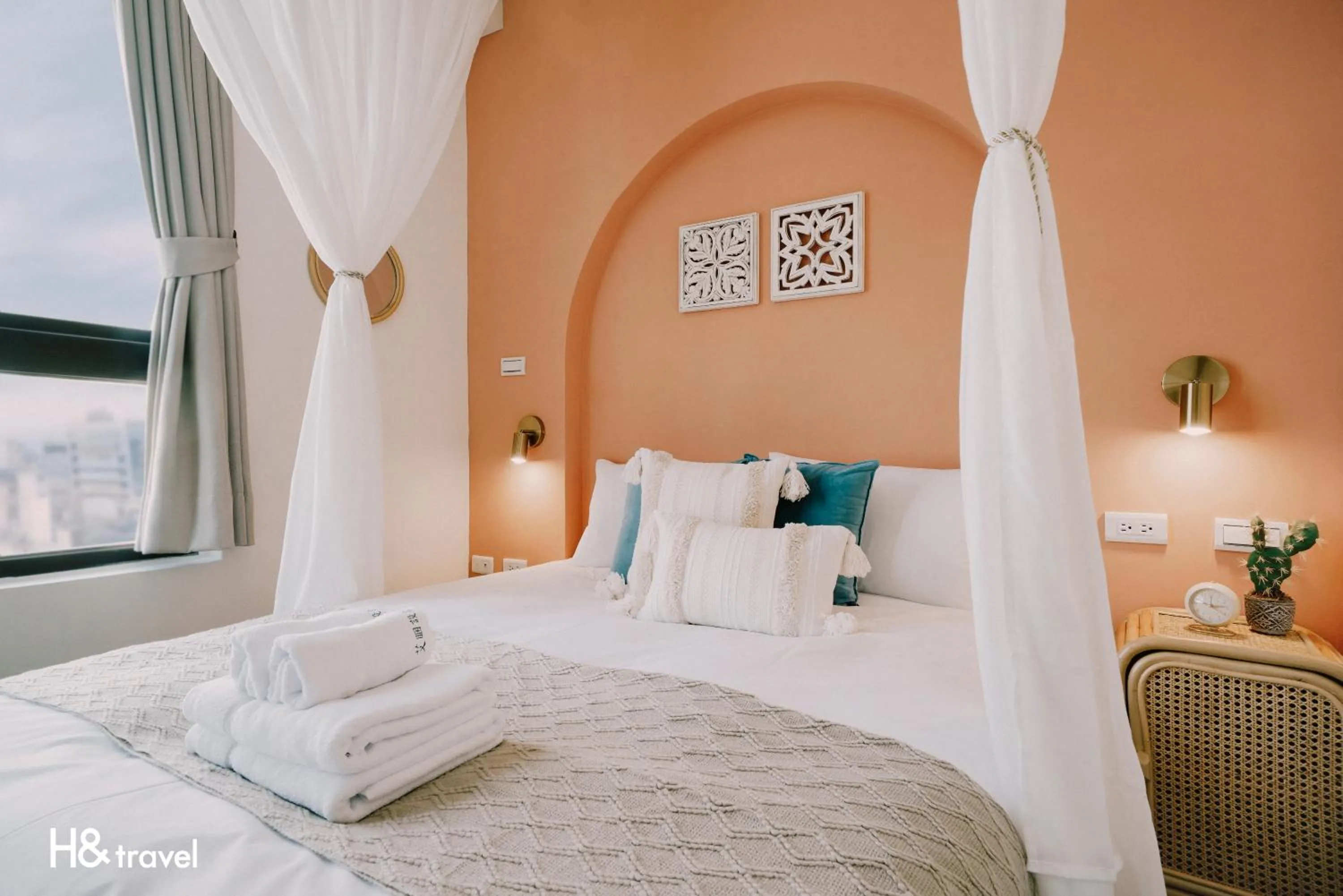 On site, Bed in Tainan Sleepie Inn