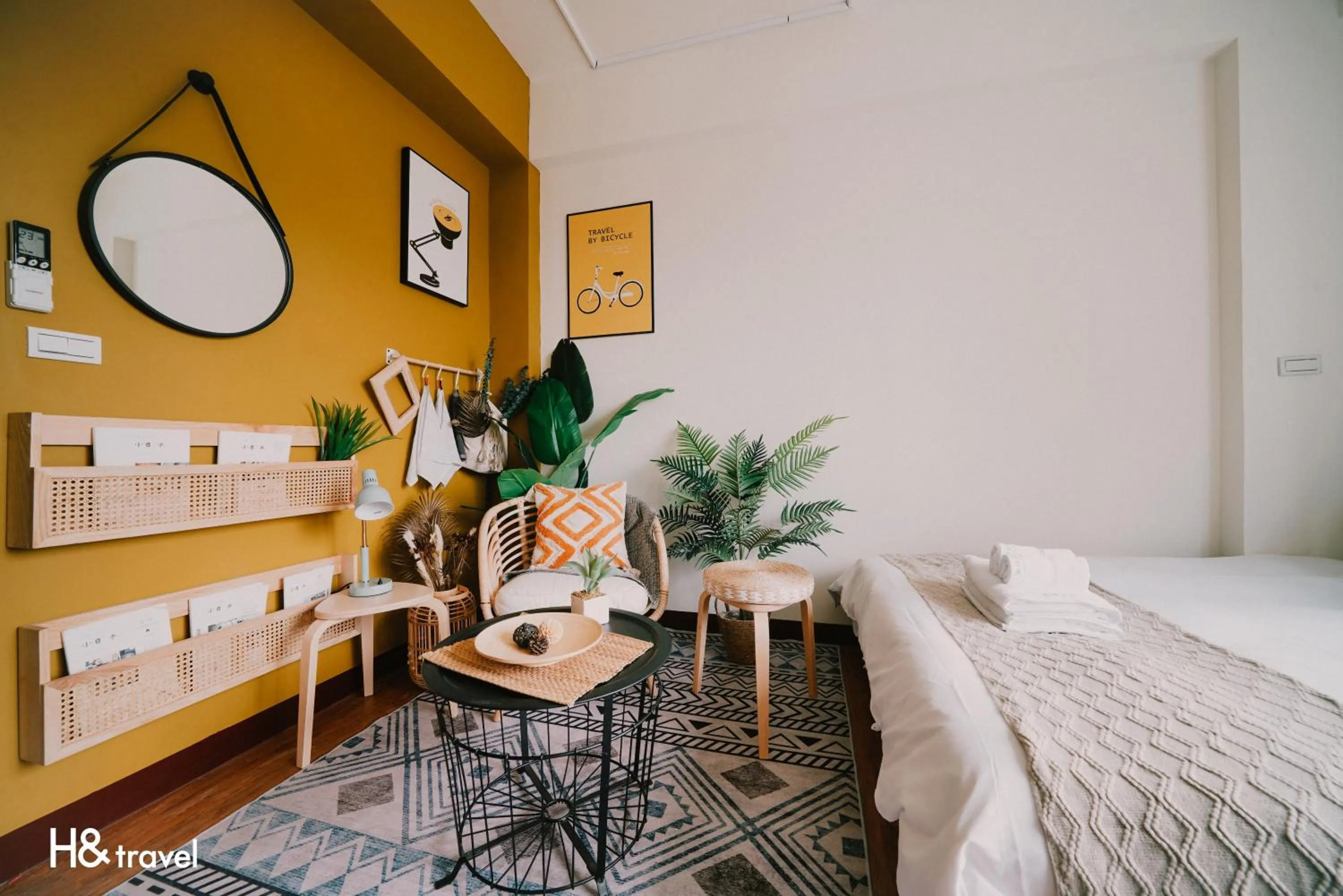 On site, Bed in Tainan Sleepie Inn