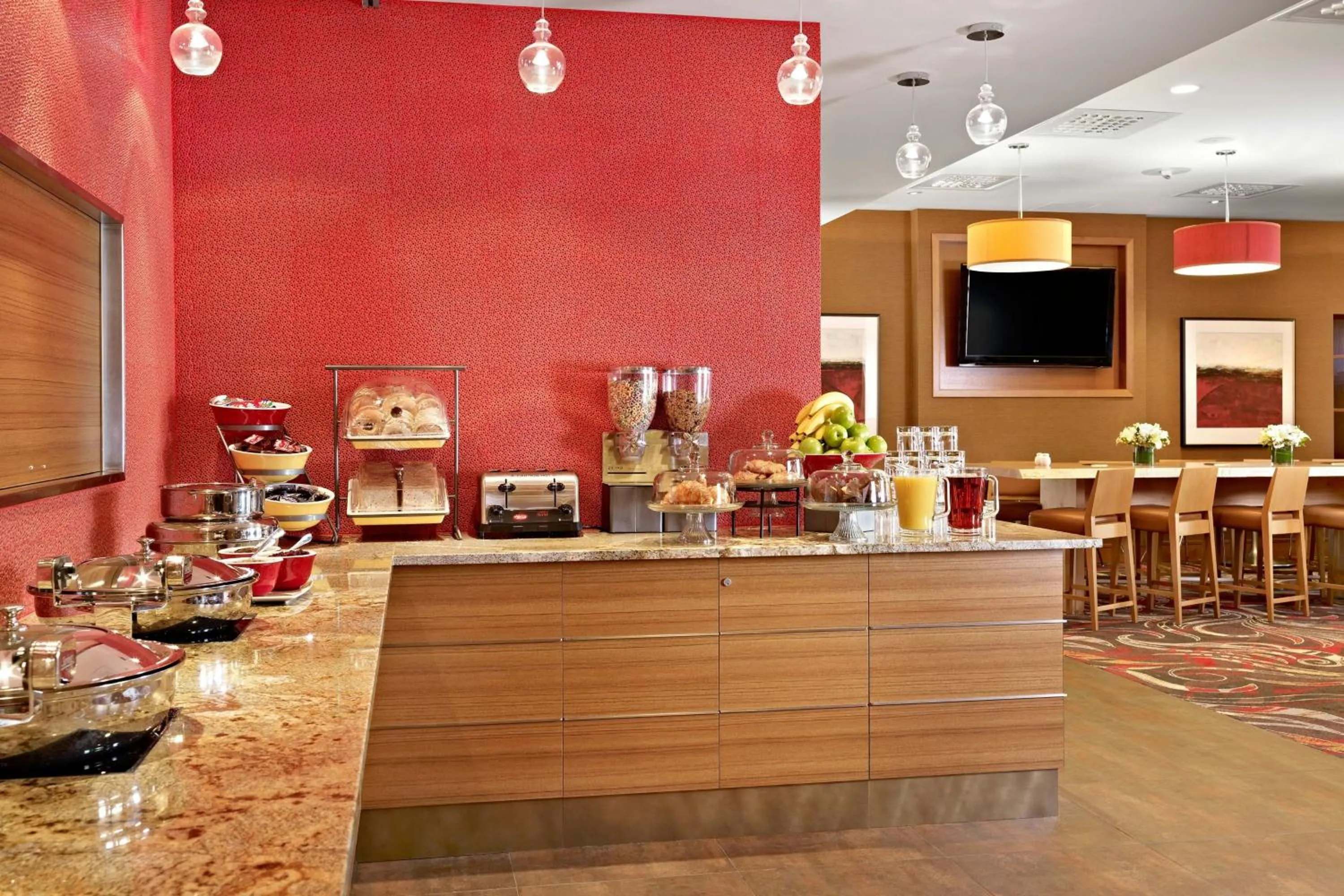 Breakfast in Residence Inn by Marriott Vancouver Downtown