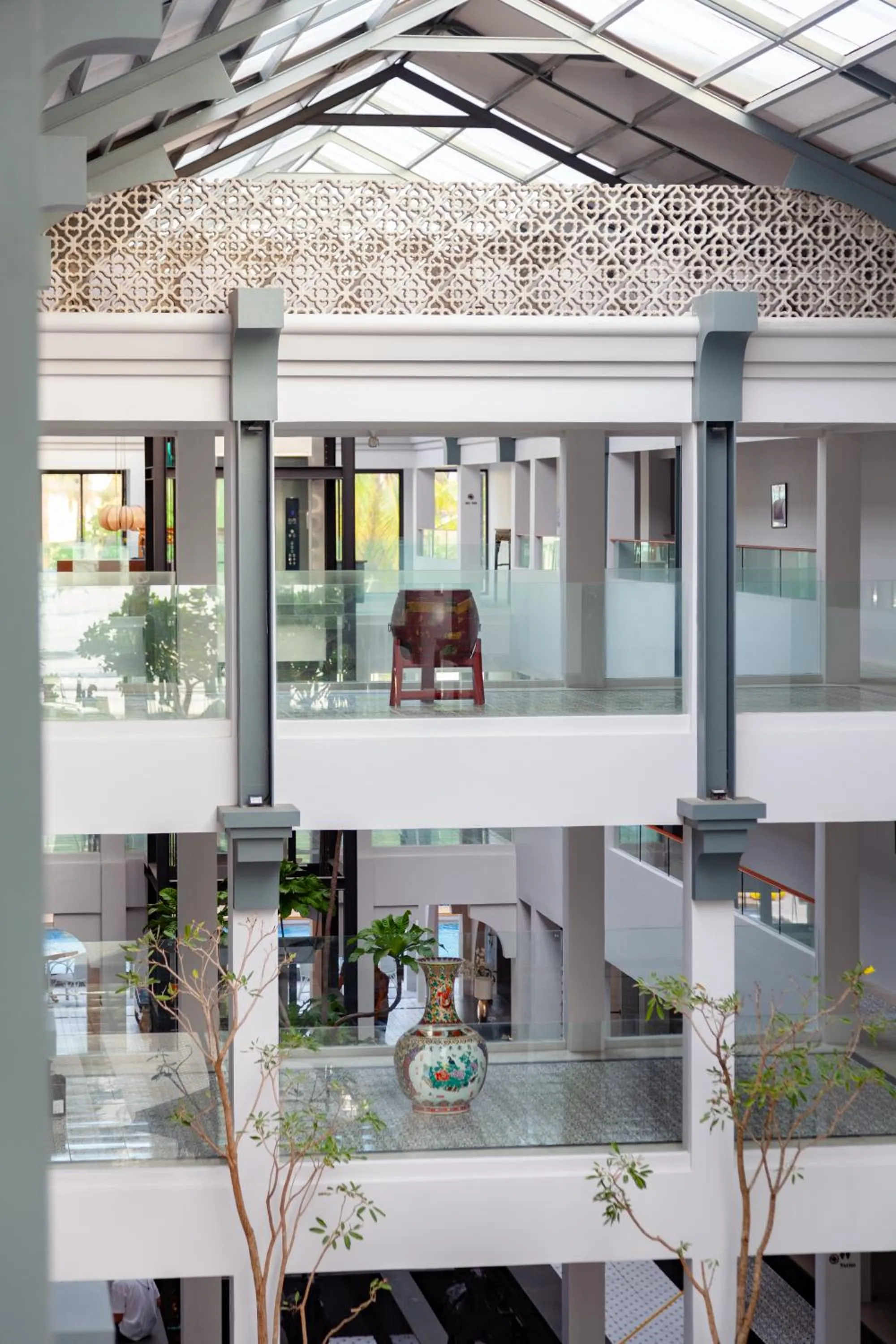 Property building in Anona Beachfront Phuket Resort-SHA EXTRA PLUS