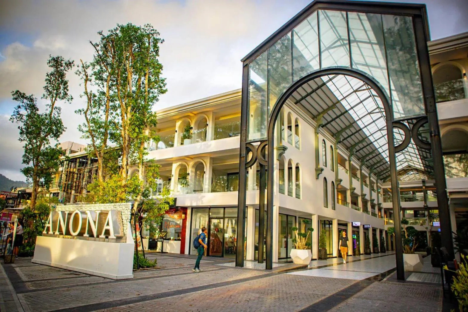 Property building in Anona Beachfront Phuket Resort-SHA EXTRA PLUS