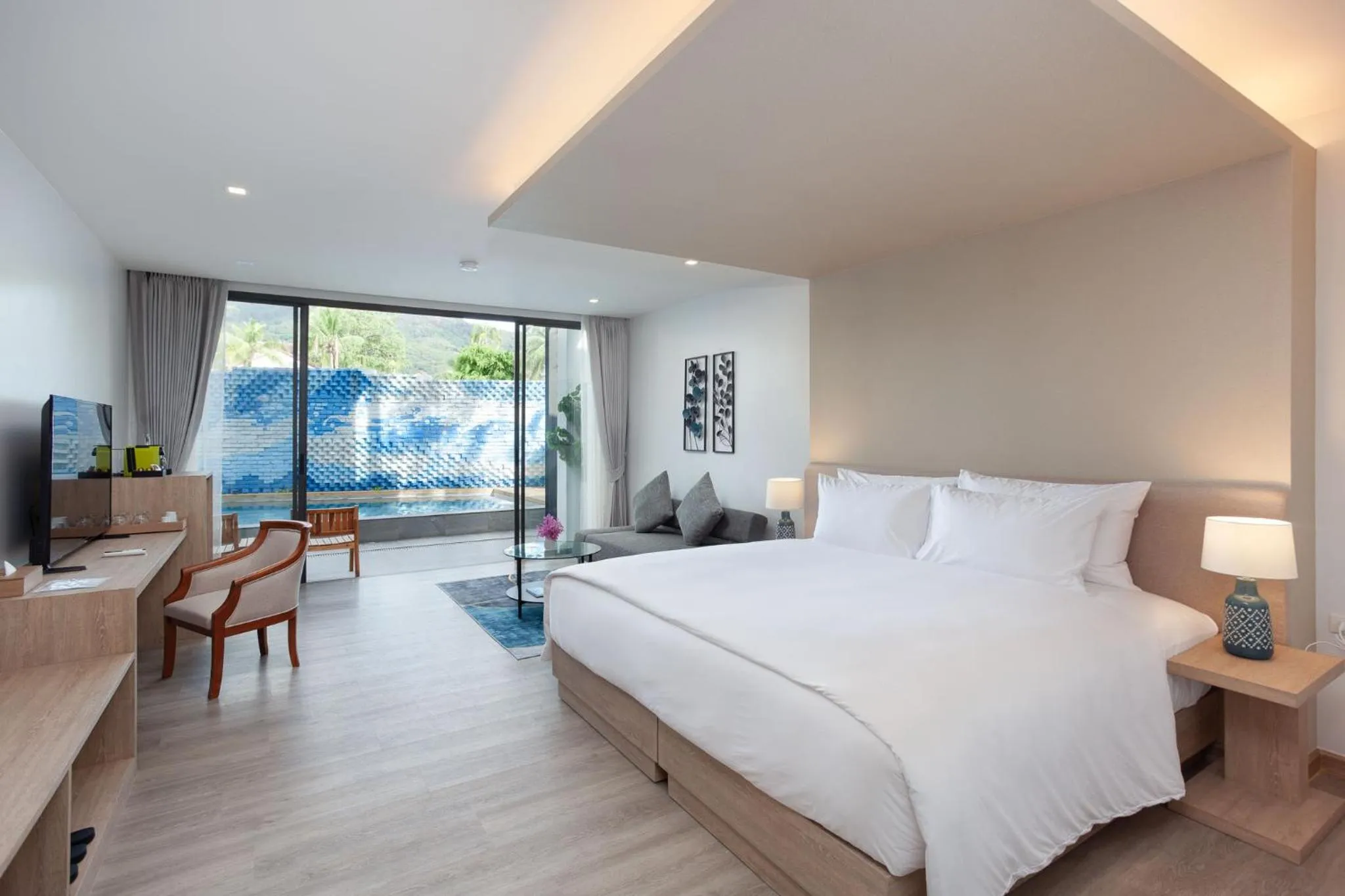 Photo of the whole room, Bed in Anona Beachfront Phuket Resort-SHA EXTRA PLUS