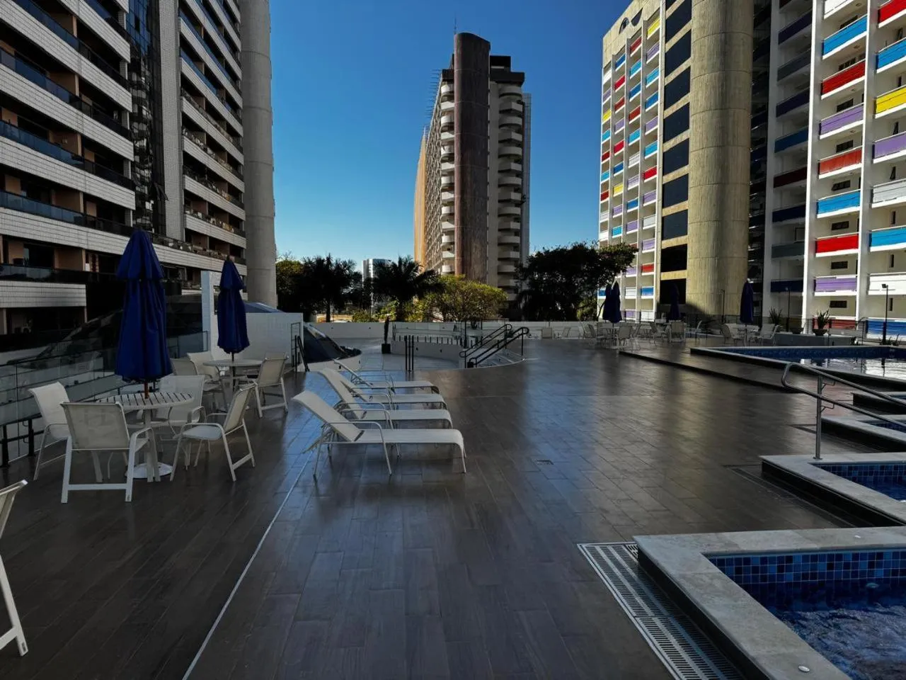 Pool view in Bonaparte Blue Residence - Flat Particular