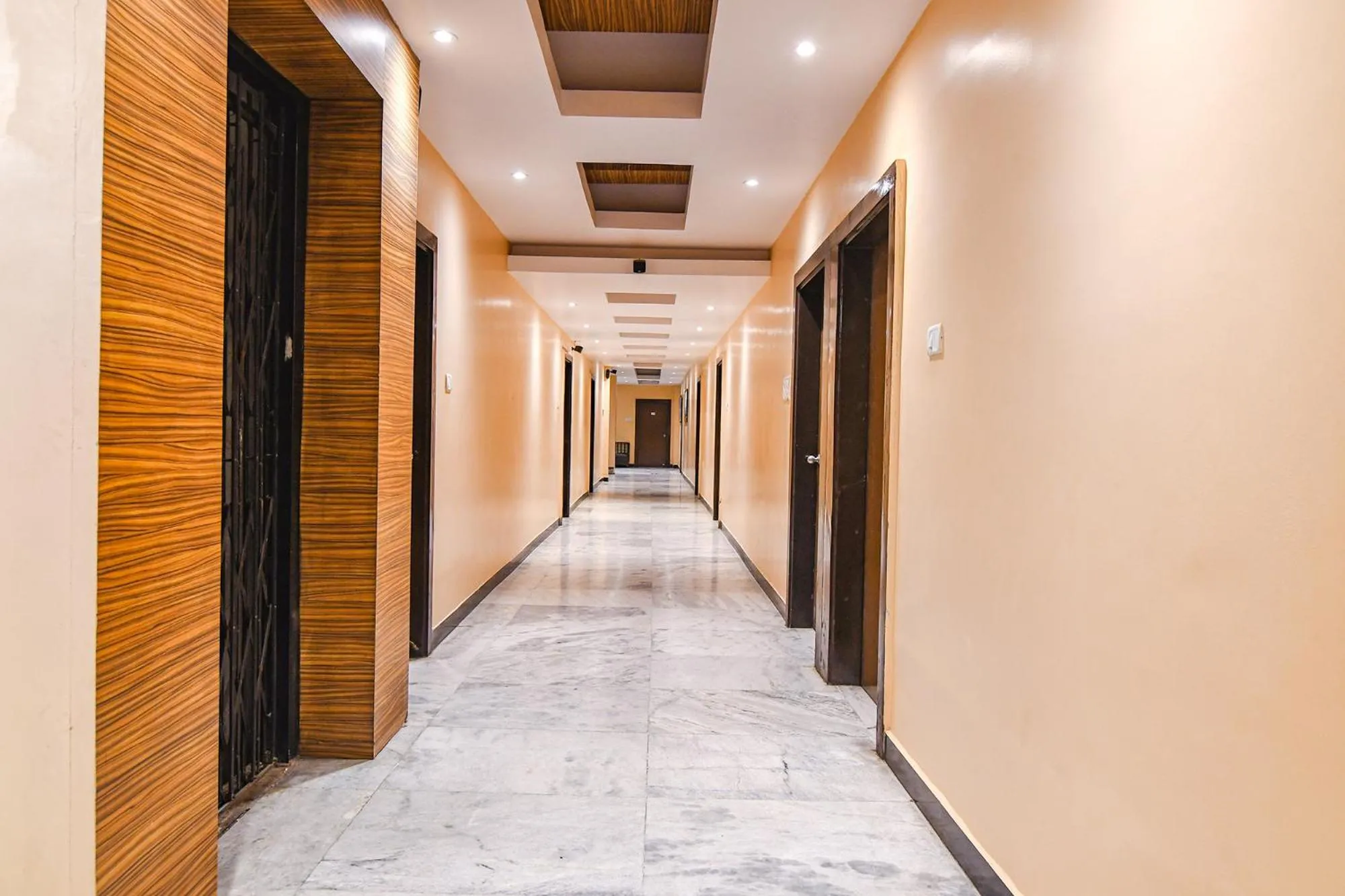 Lobby or reception in FabHotel Shivani International