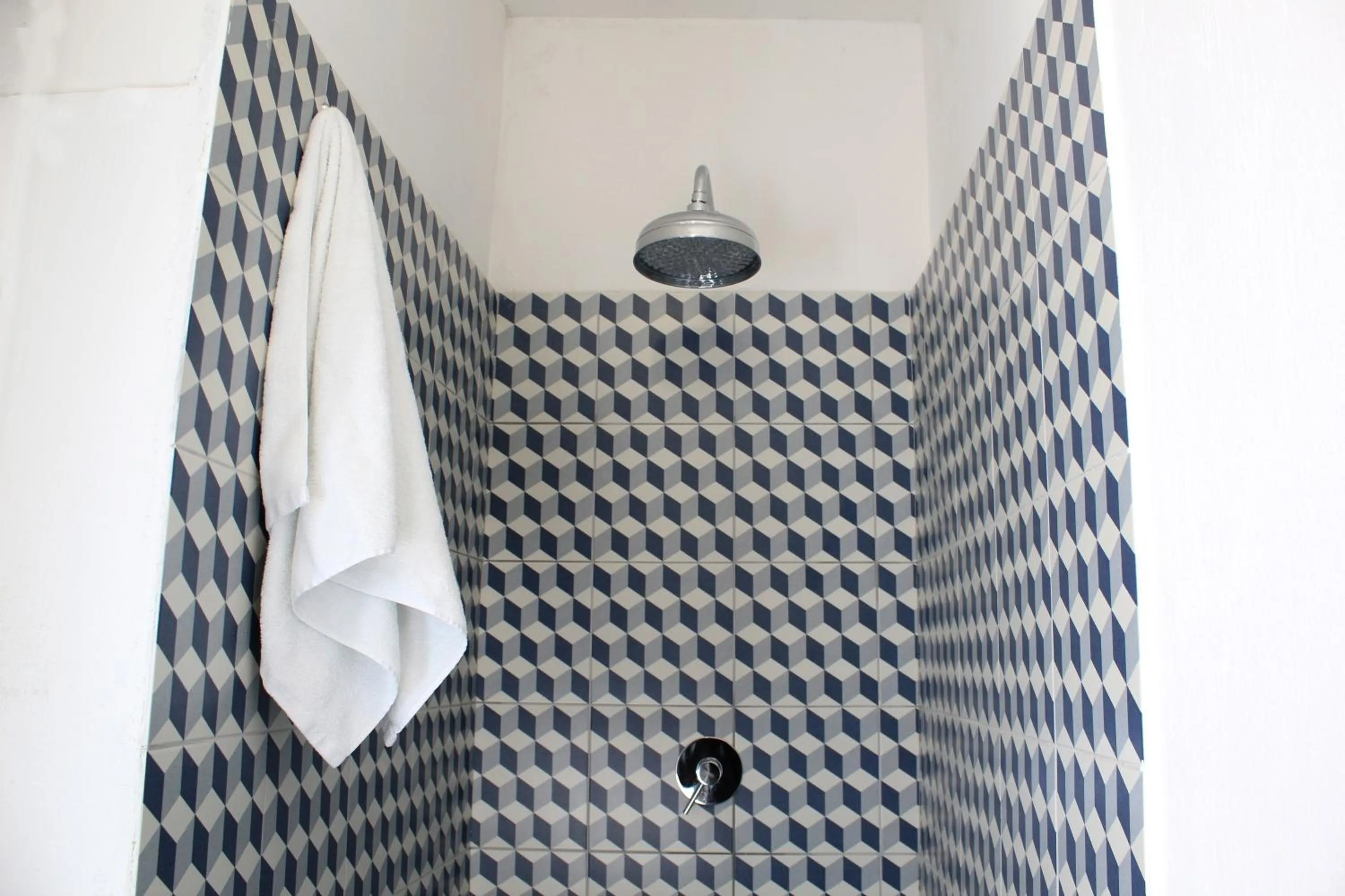 Shower in Terra Muronis Hotel Diffuso