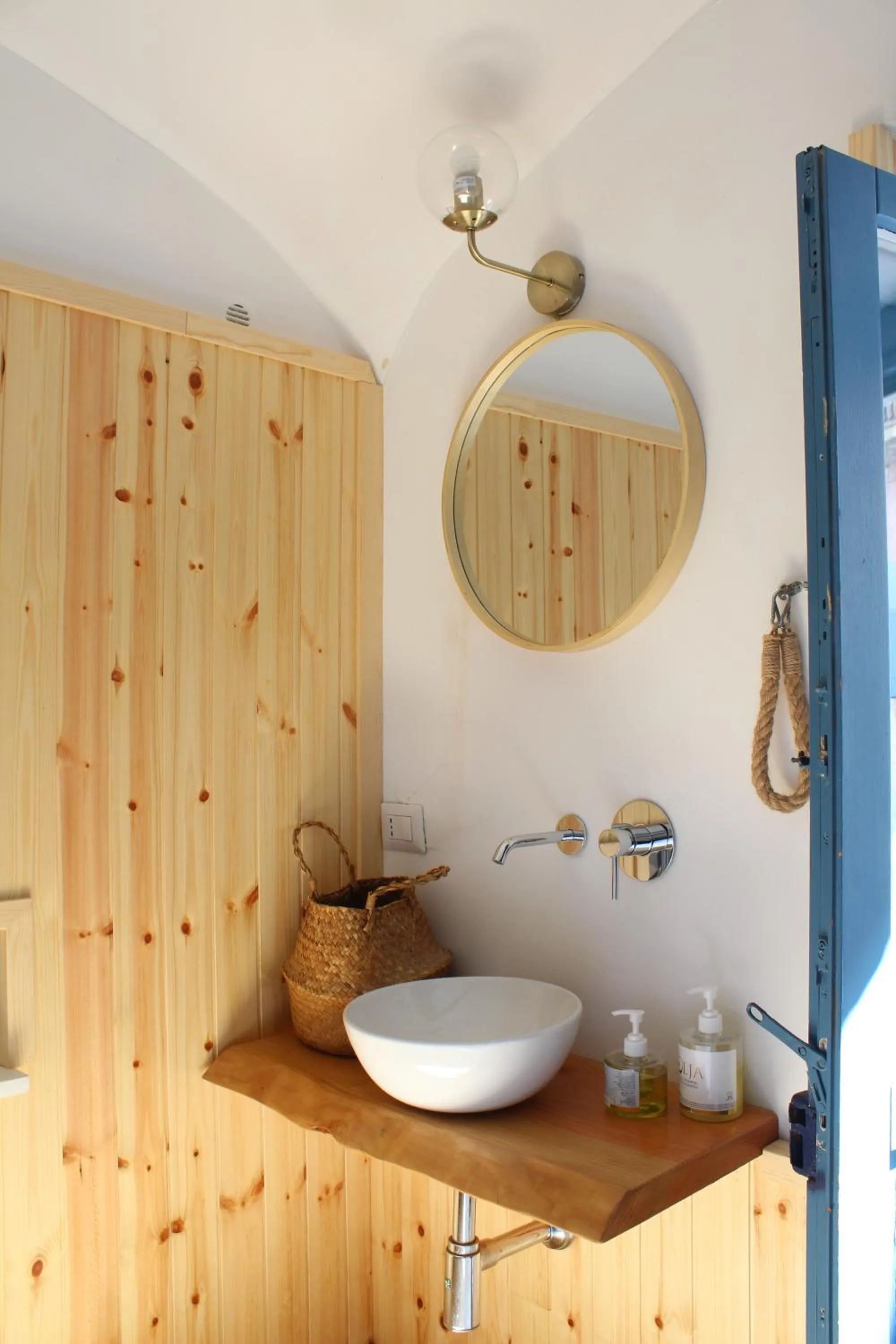 Bathroom in Terra Muronis Hotel Diffuso