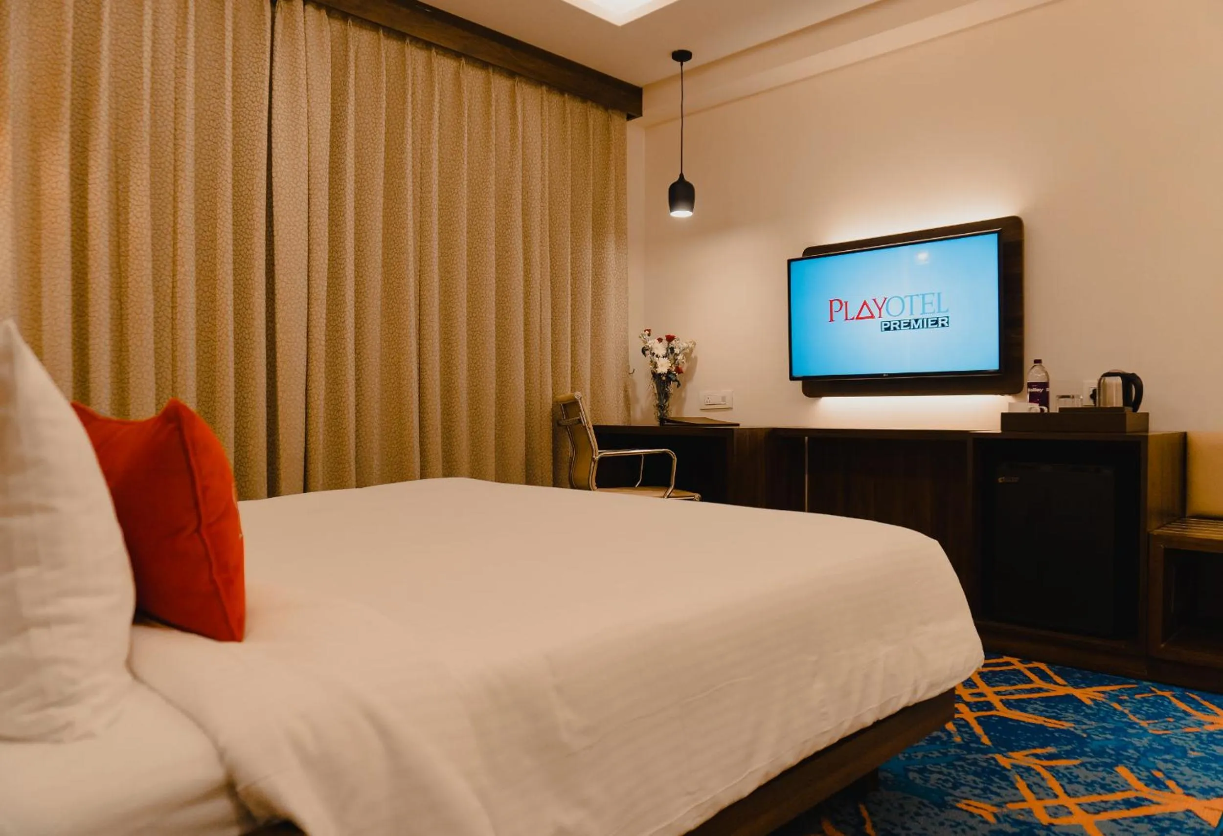 Bed in Playotel Premier Vijay Nagar