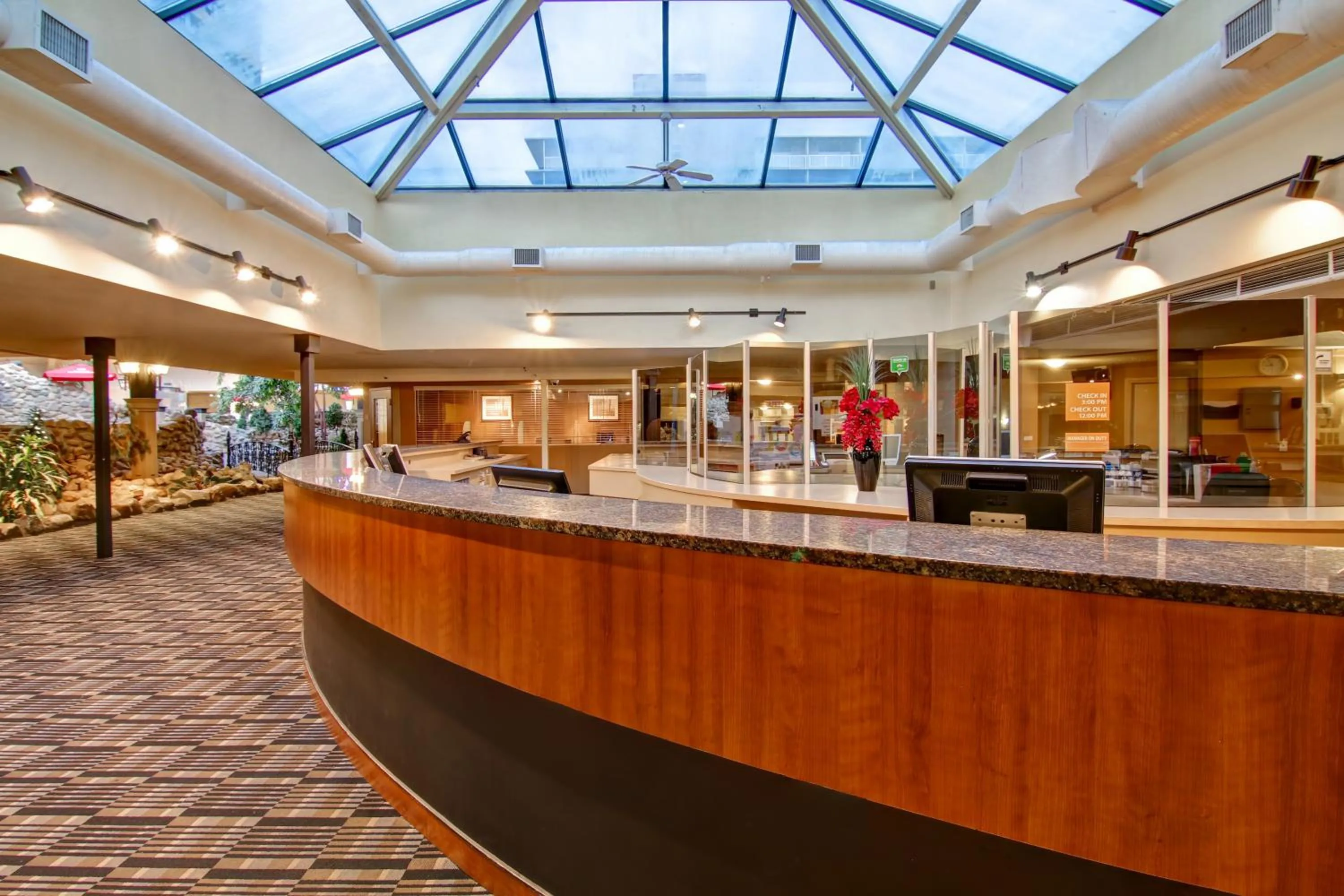 Lobby or reception in Edmonton Inn and Conference Centre