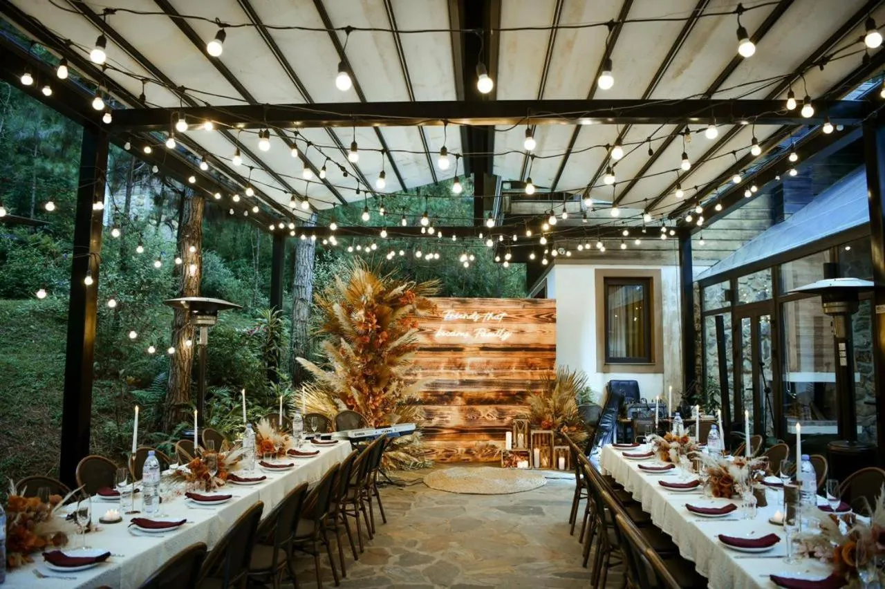 Restaurant/places to eat in AMAYA HOME - Lodge, Spa & Restaurant