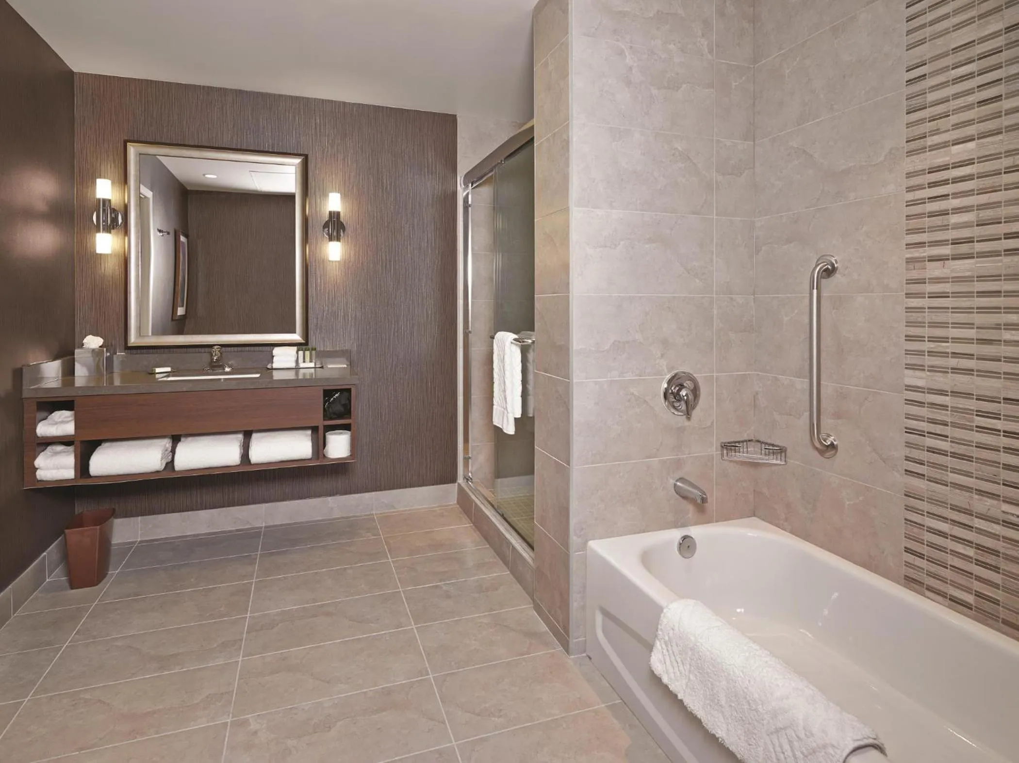 Bathroom in DoubleTree by Hilton West Edmonton