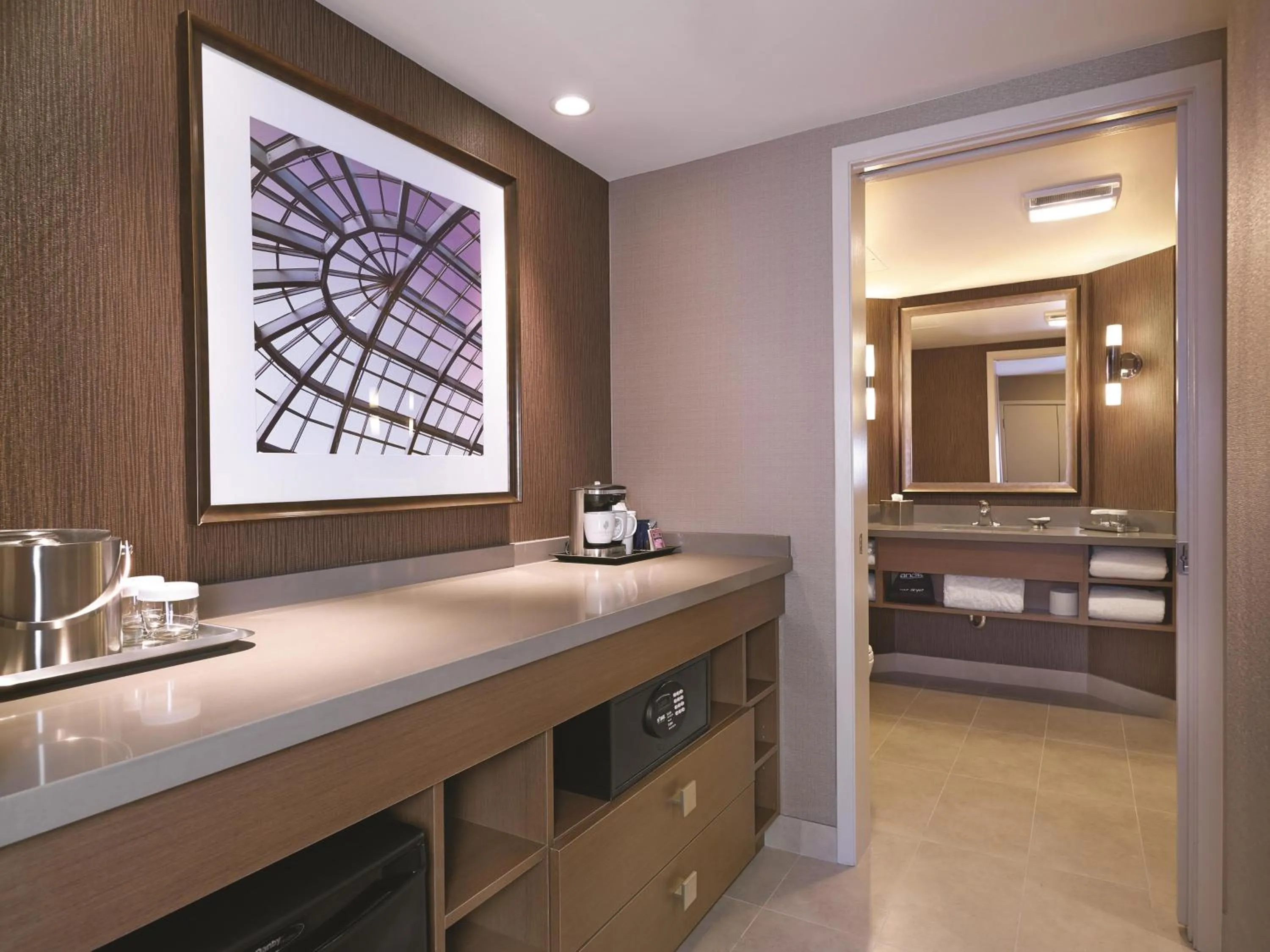 Bedroom in DoubleTree by Hilton West Edmonton