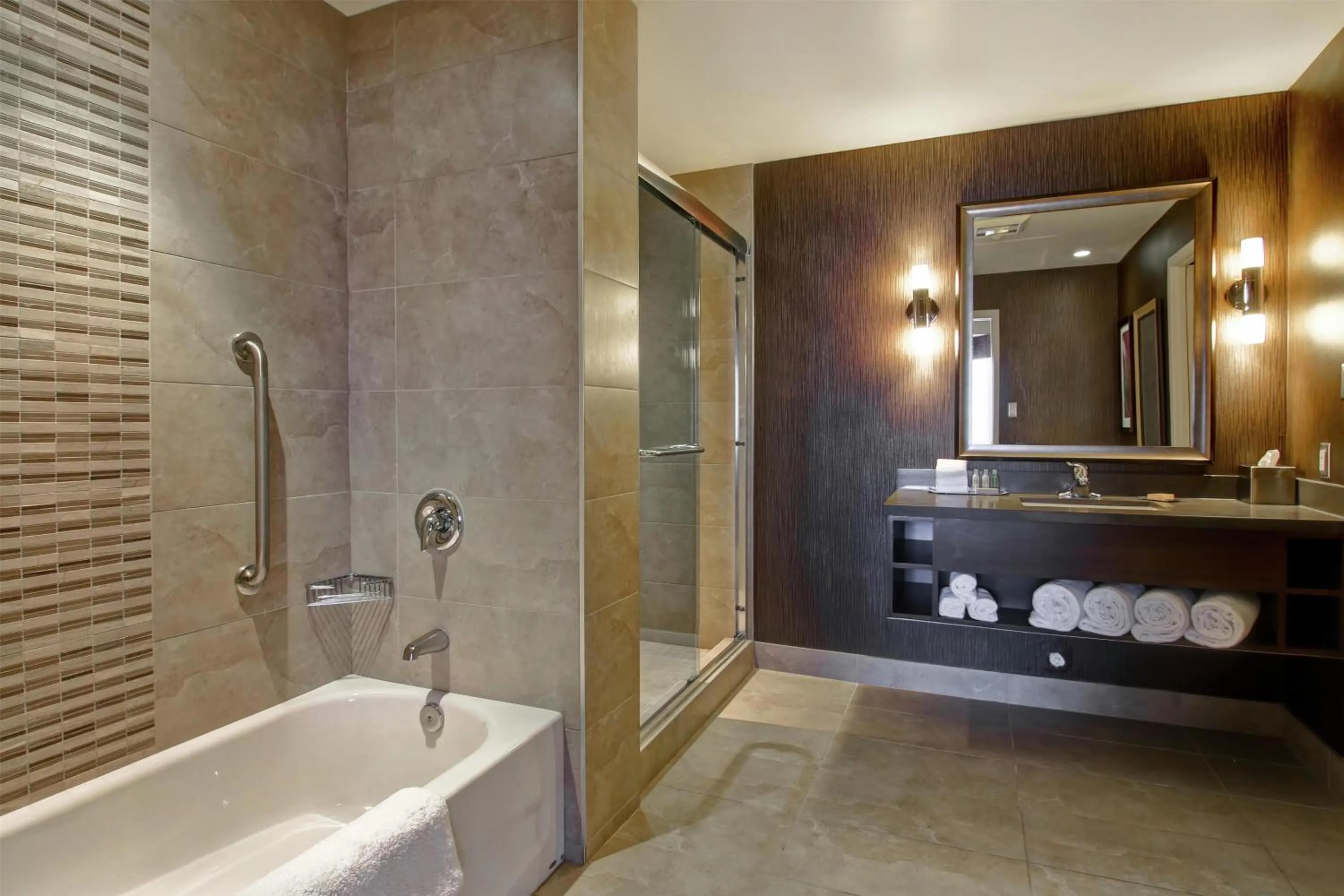 Bathroom in DoubleTree by Hilton West Edmonton