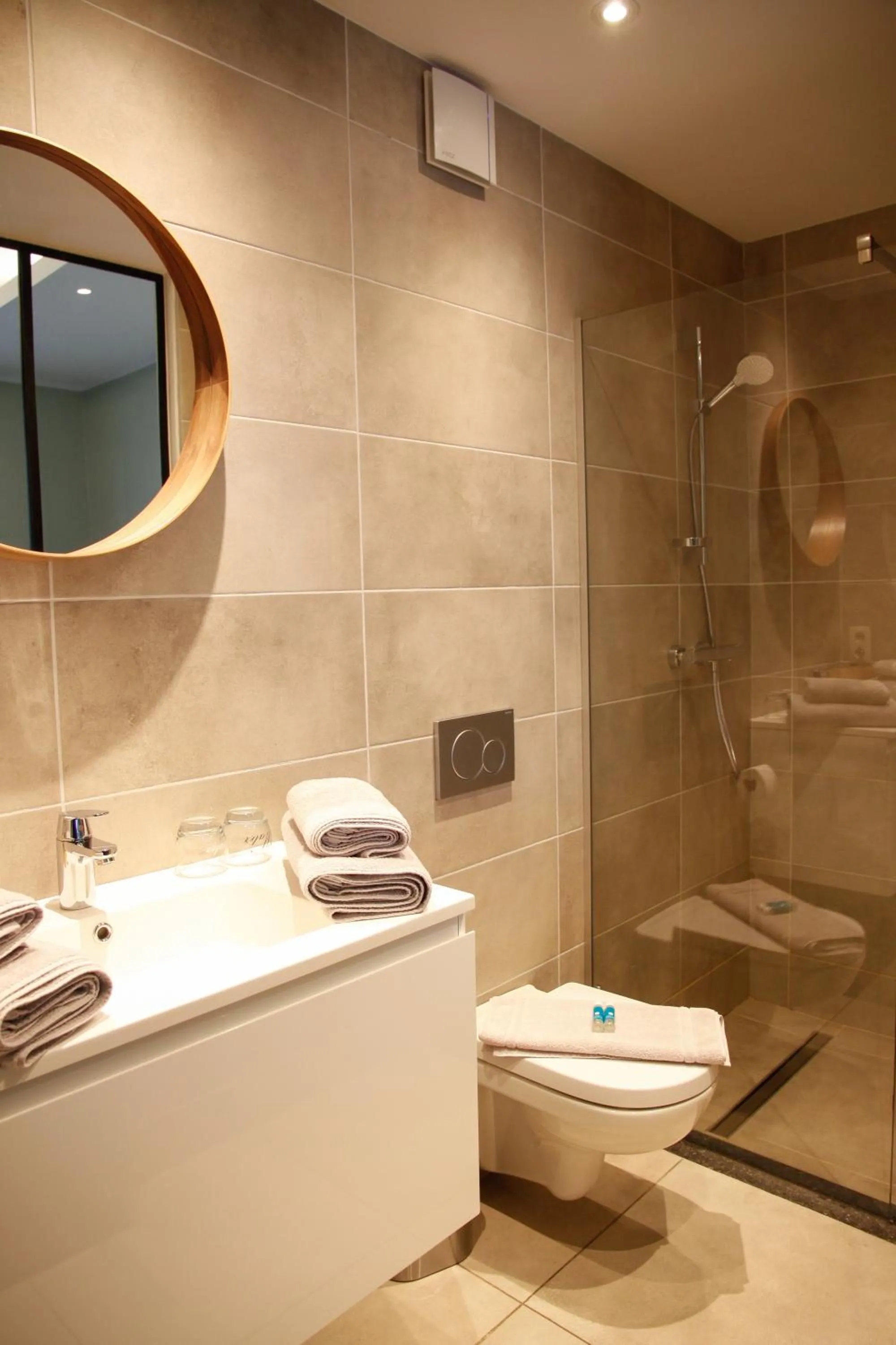 Shower in Villa les érables Restaurant Linea