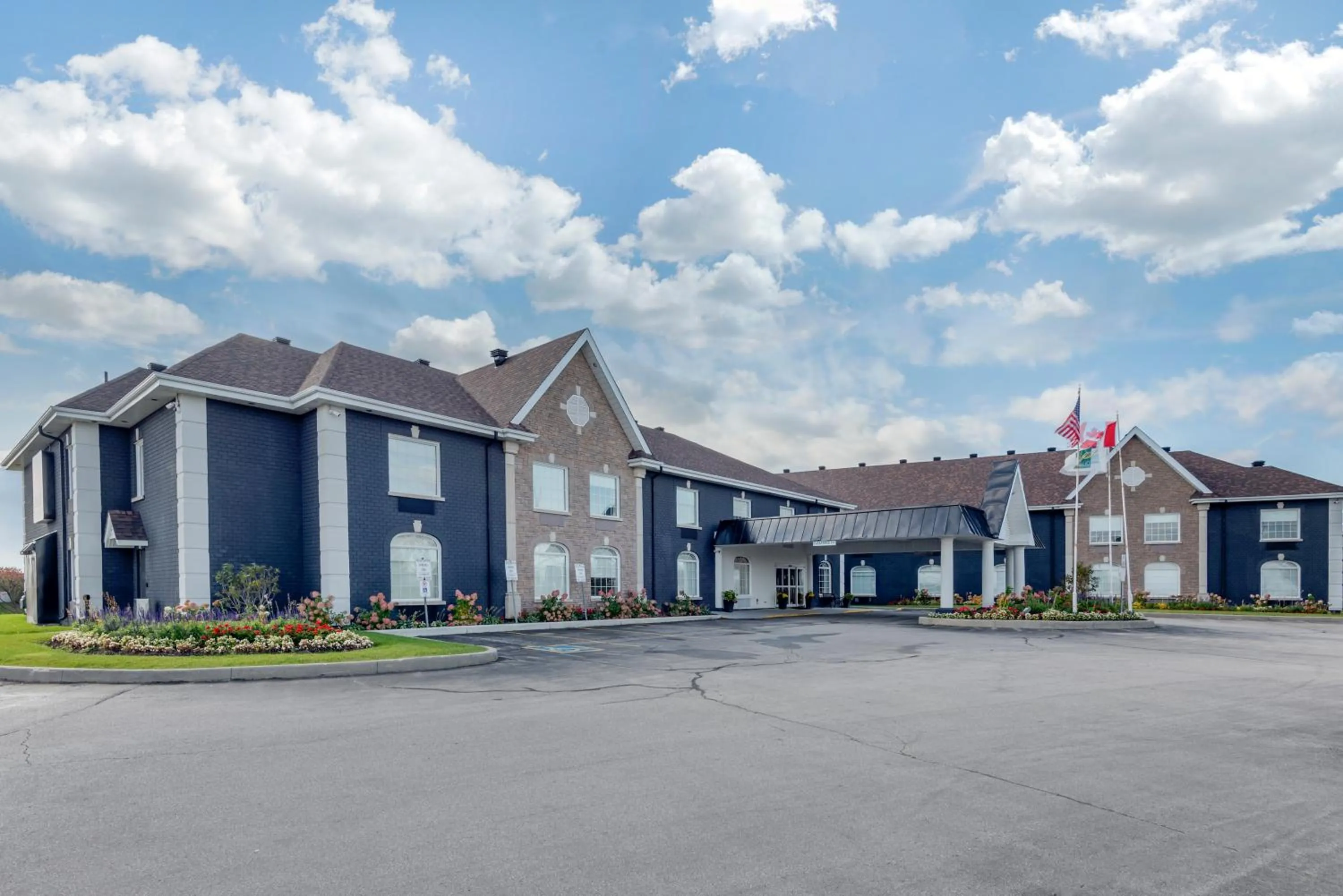 Property building in Quality Inn & Suites