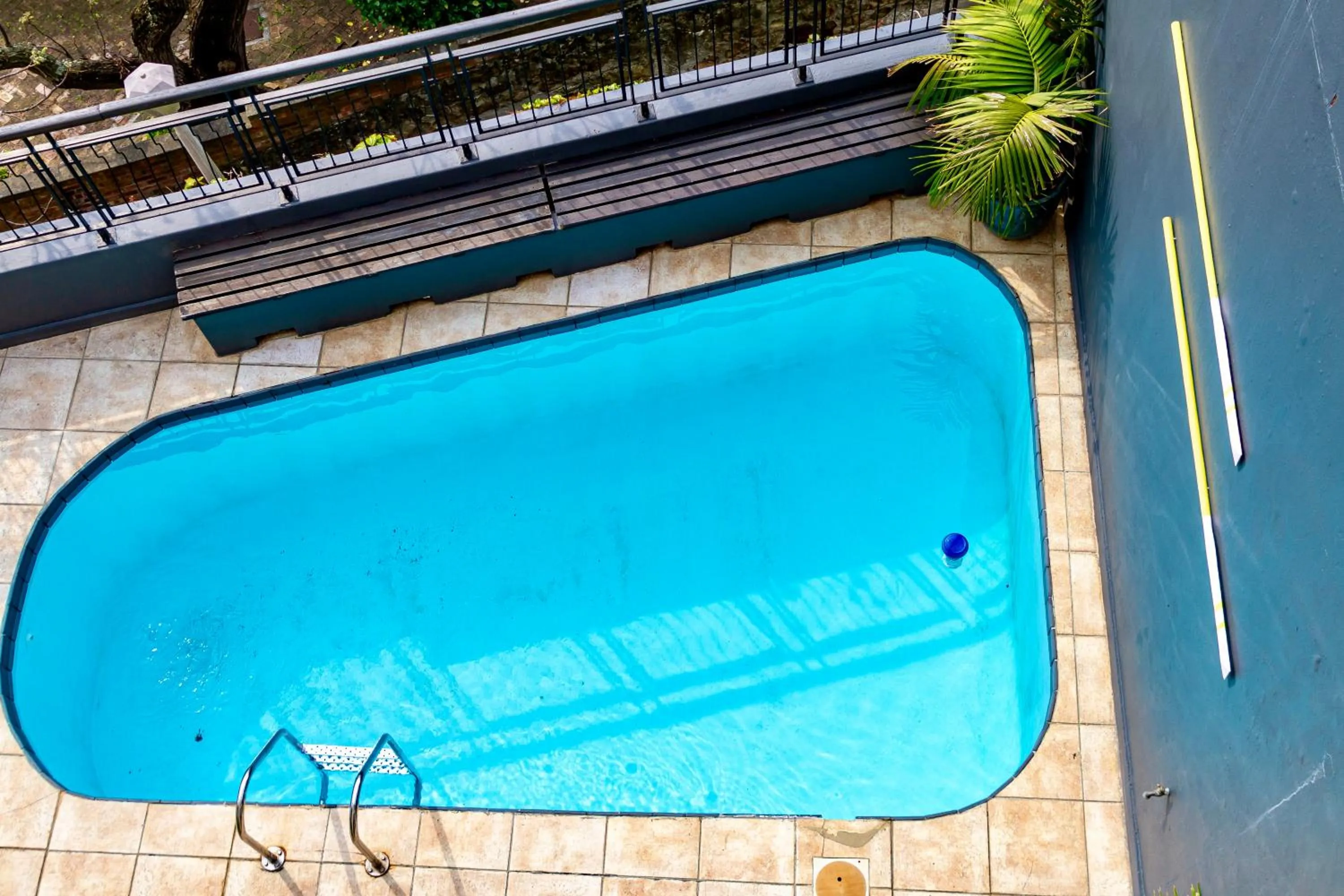 Swimming pool in Royal Boutique Hotel