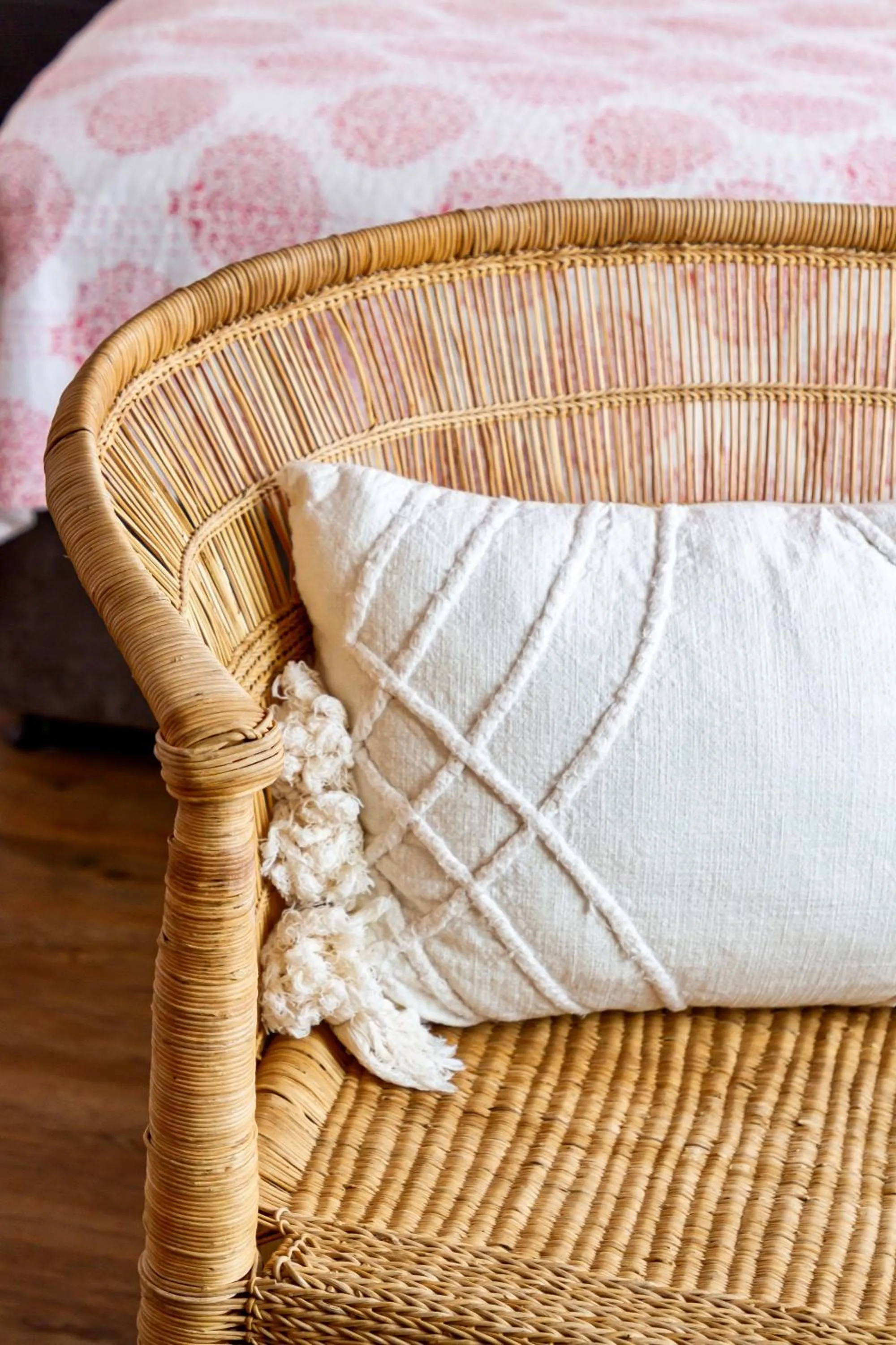 Seating area, Bed in Royal Boutique Hotel
