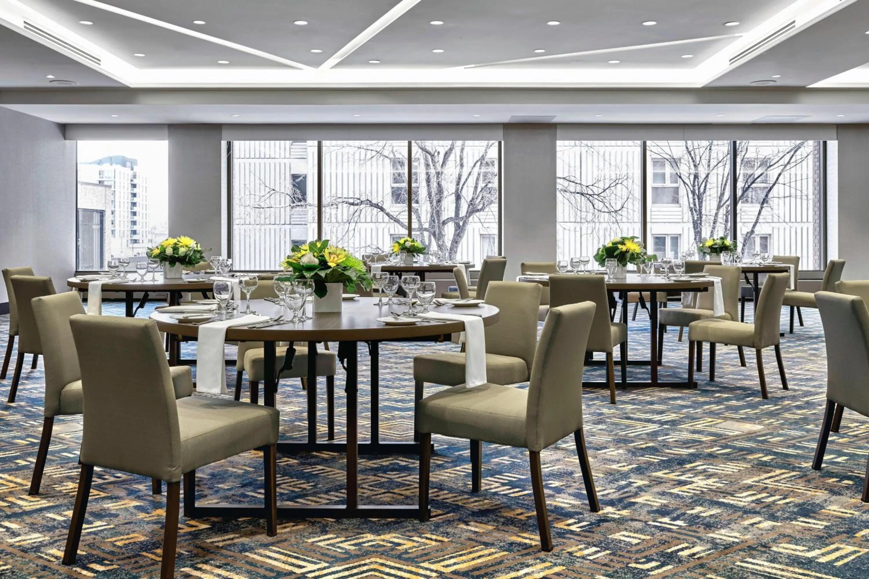 Meeting/conference room in Delta Hotels by Marriott Calgary Downtown