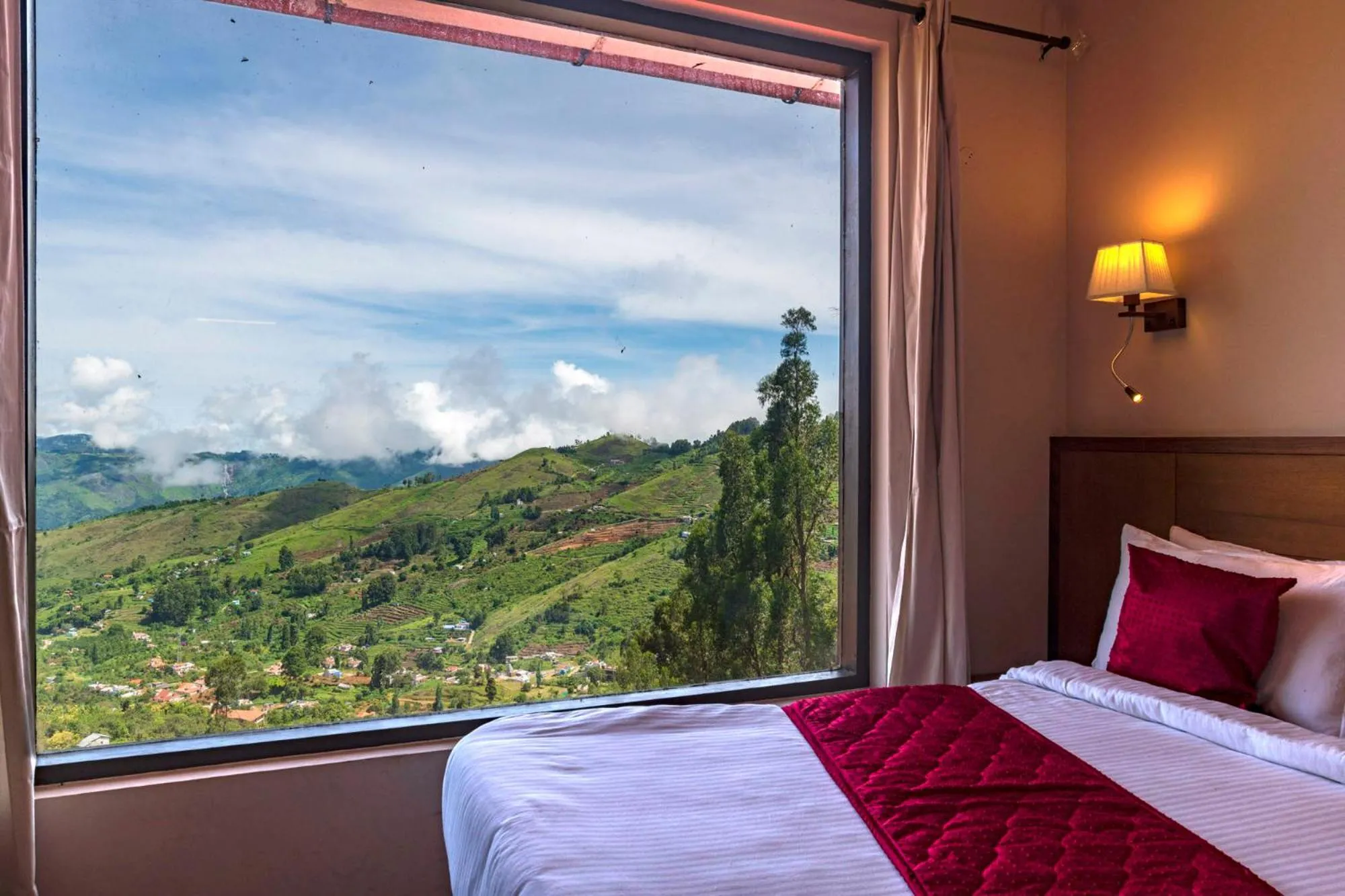 Mountain view, Bed in Warmth Hill Crest