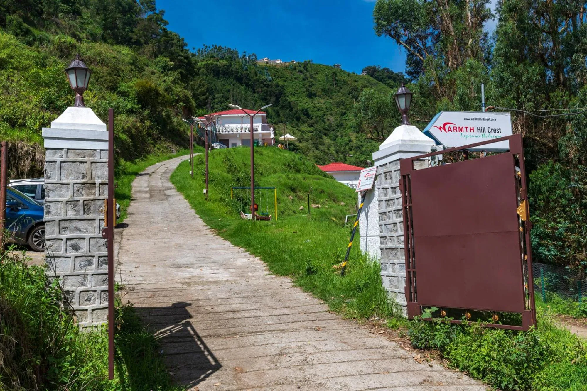 Facade/entrance in Warmth Hill Crest