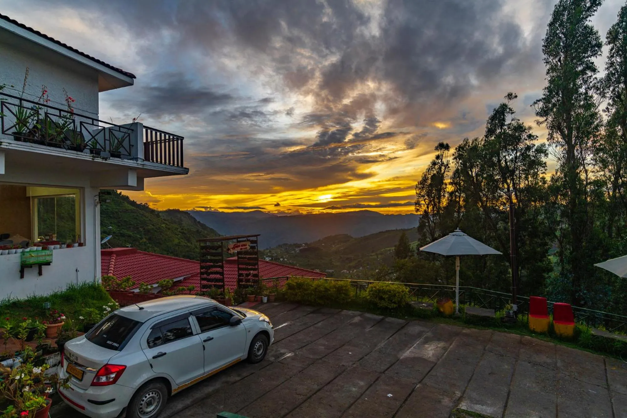 Parking in Warmth Hill Crest