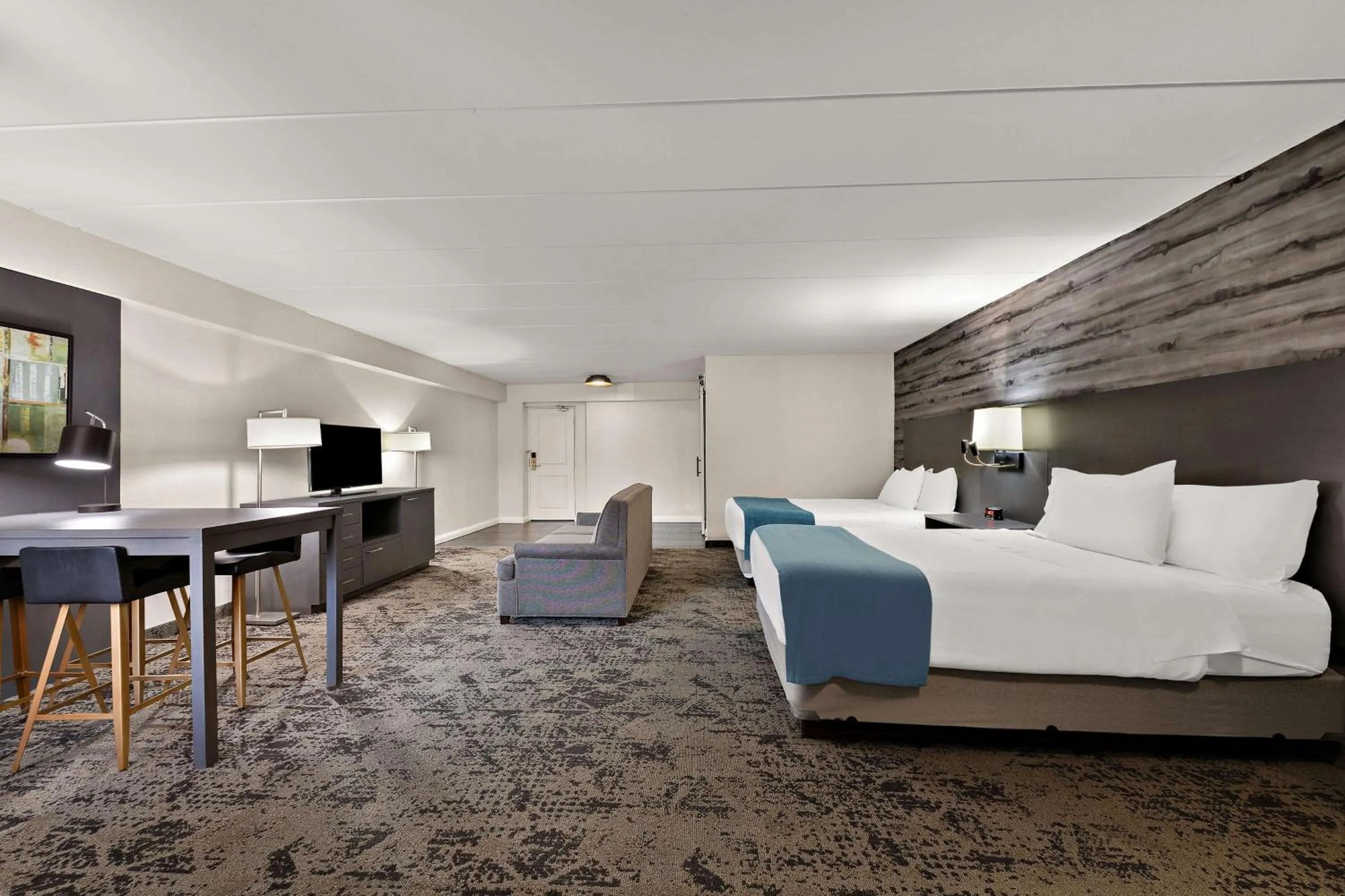 Bedroom, Bed in Best Western Parkway Hotel Toronto North