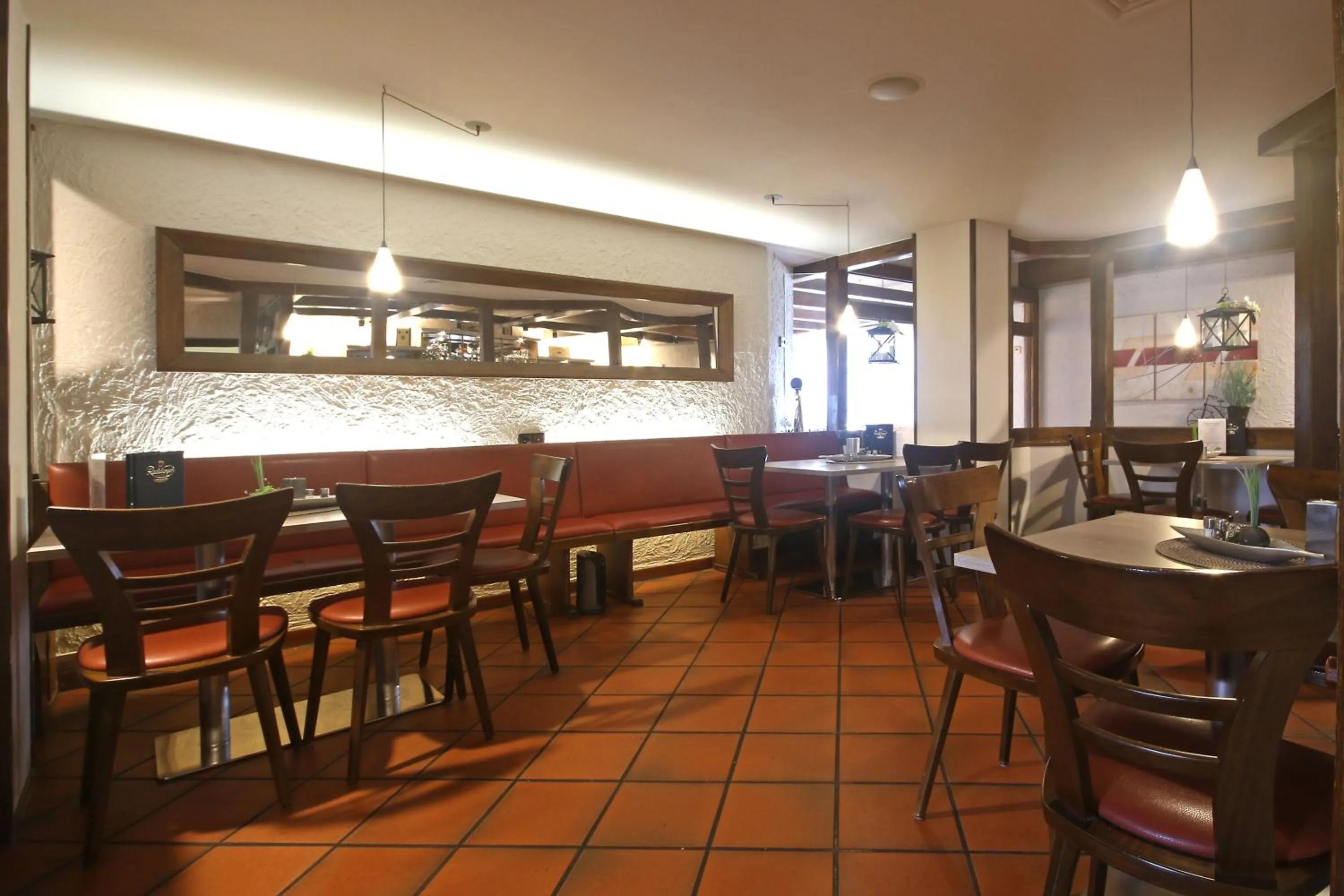 Restaurant/places to eat in Hotel Busch-Atter