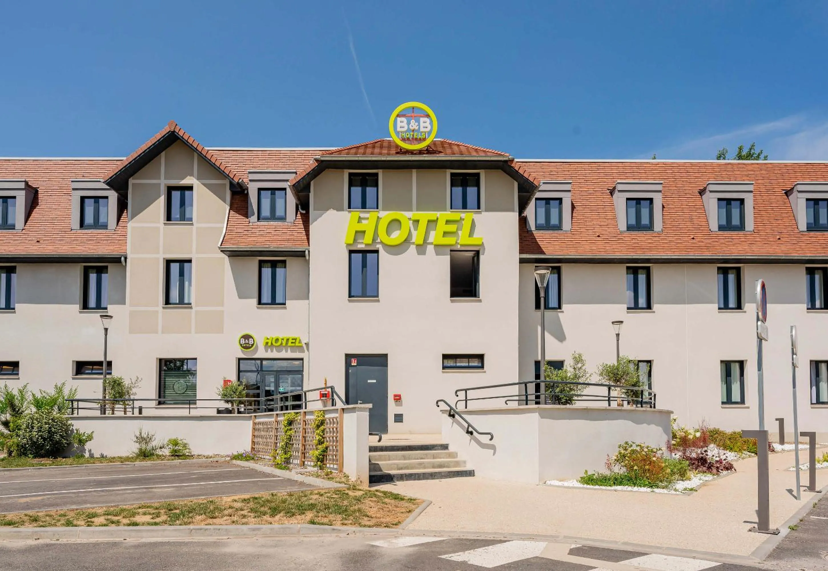 Property building in B&B HOTEL Le Touquet