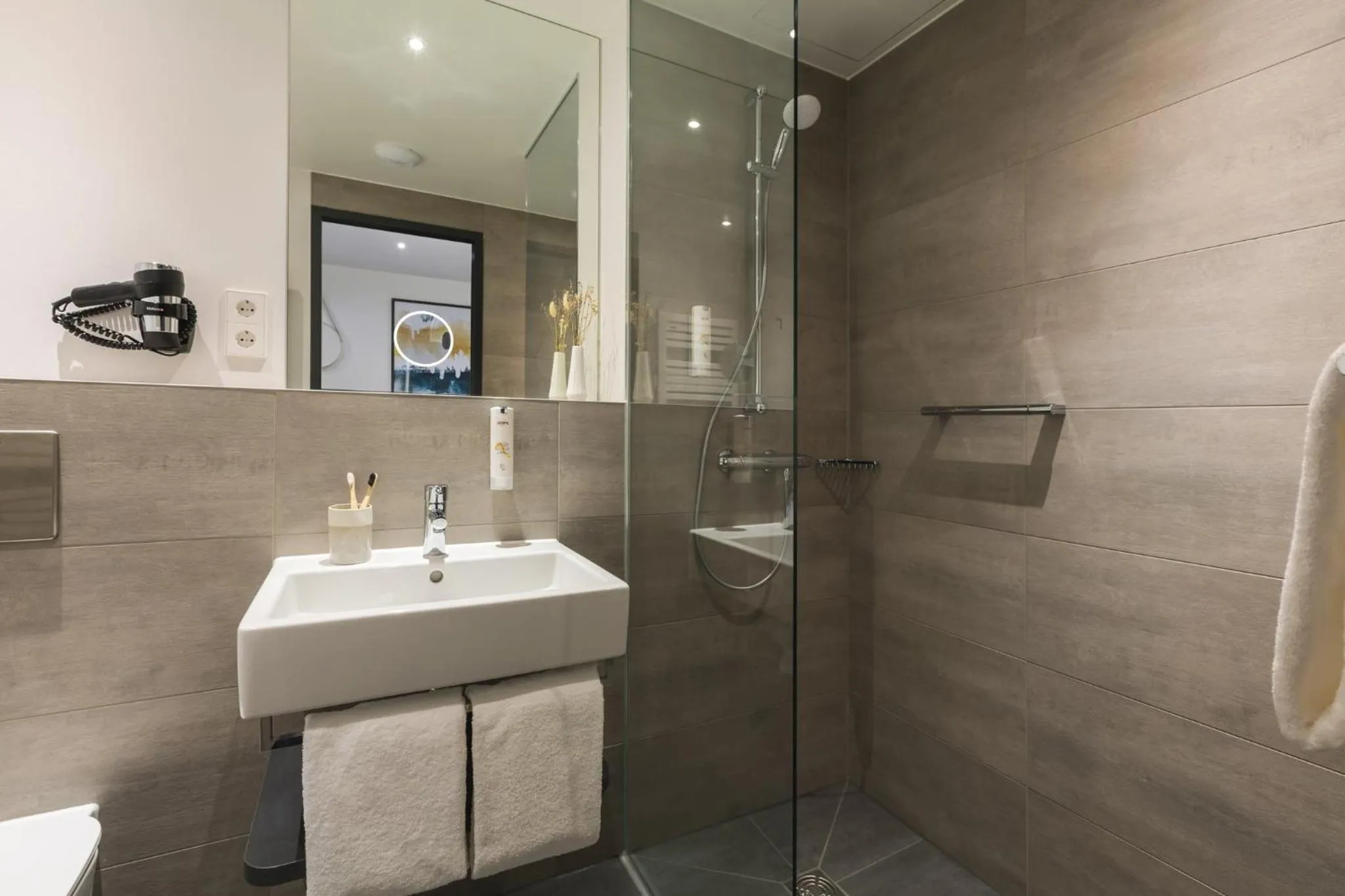Bathroom in Candlewood Suites Berlin Charlottenburg by IHG