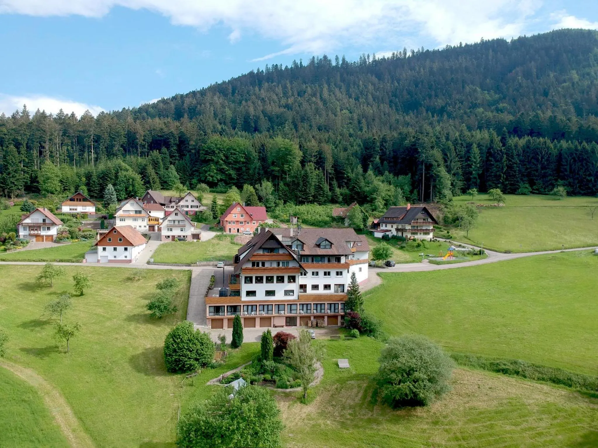 Property building in Höhenhotel & Restaurant Kalikutt