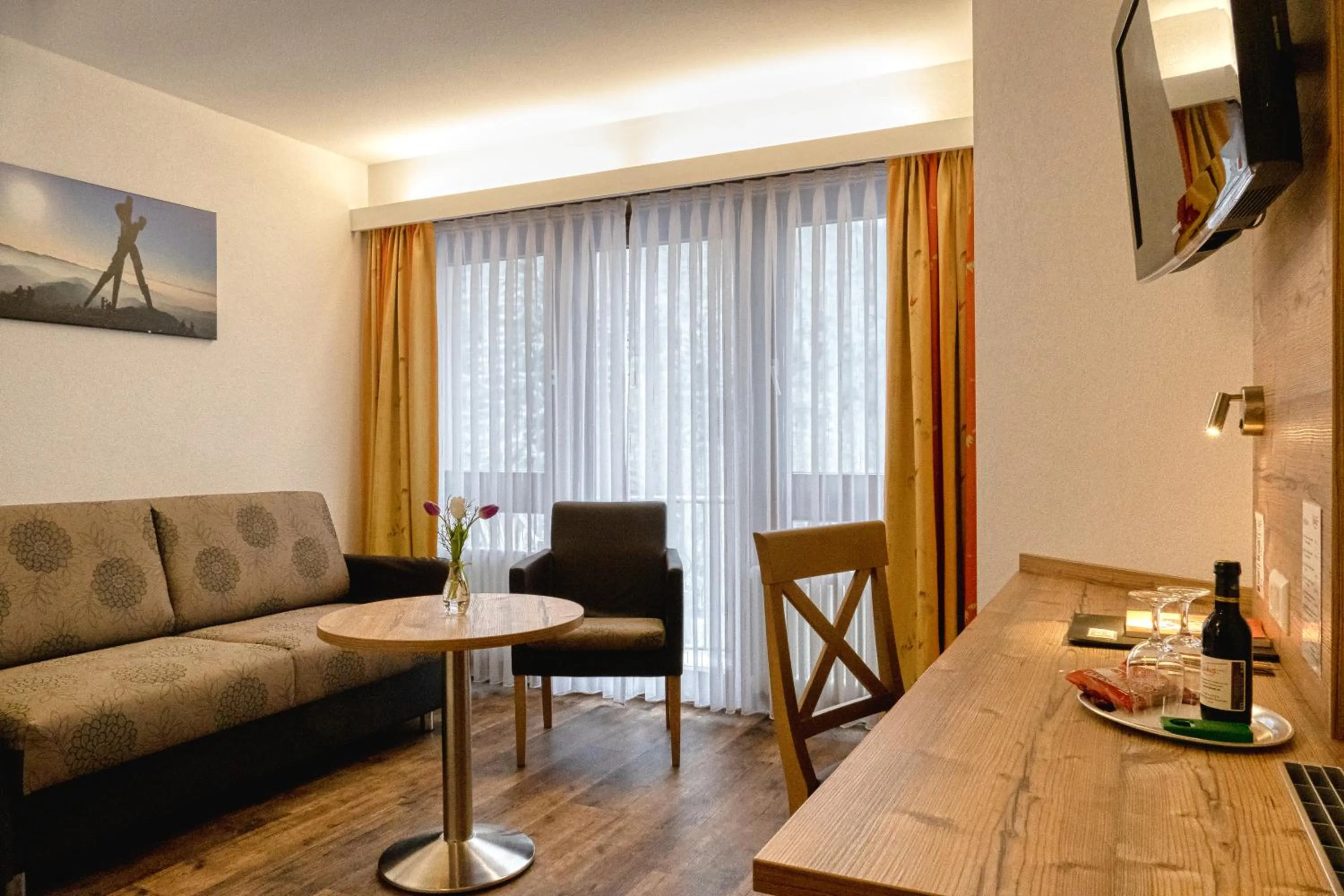 TV and multimedia in Höhenhotel & Restaurant Kalikutt