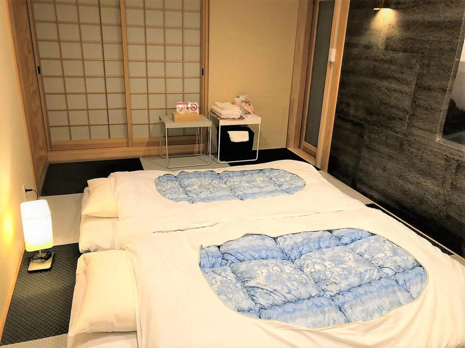 Bed in IBARA DENIM HOTELS 舞鶴楼