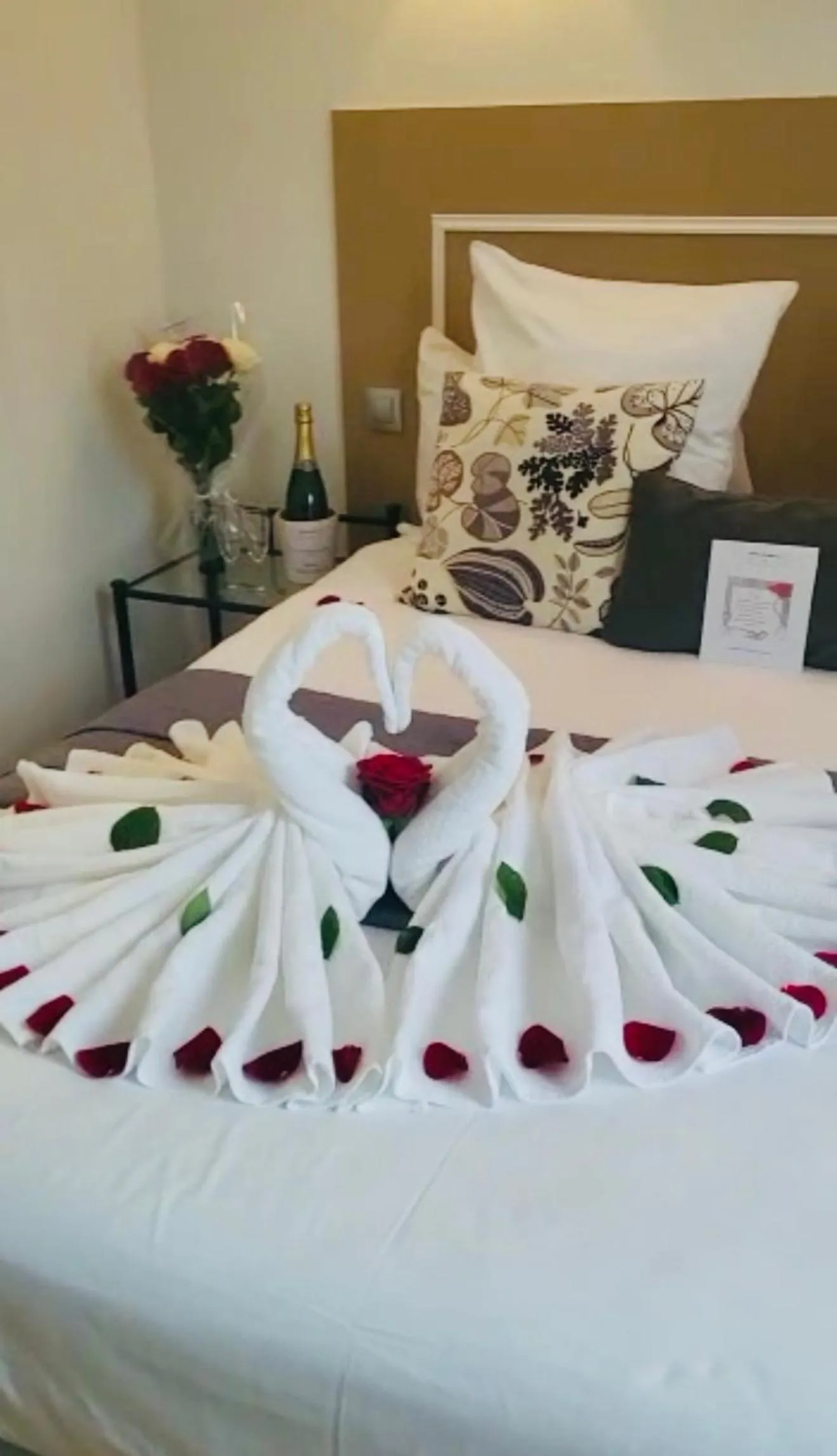 Bed in Hôtel Le Stanislas