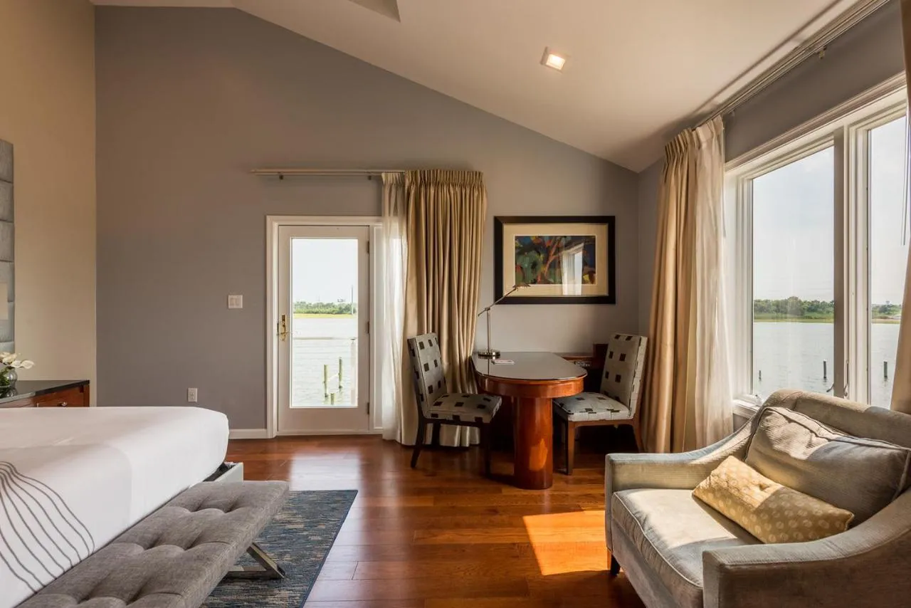 Bed in Lago-mar Luxury Modern Waterfront Home