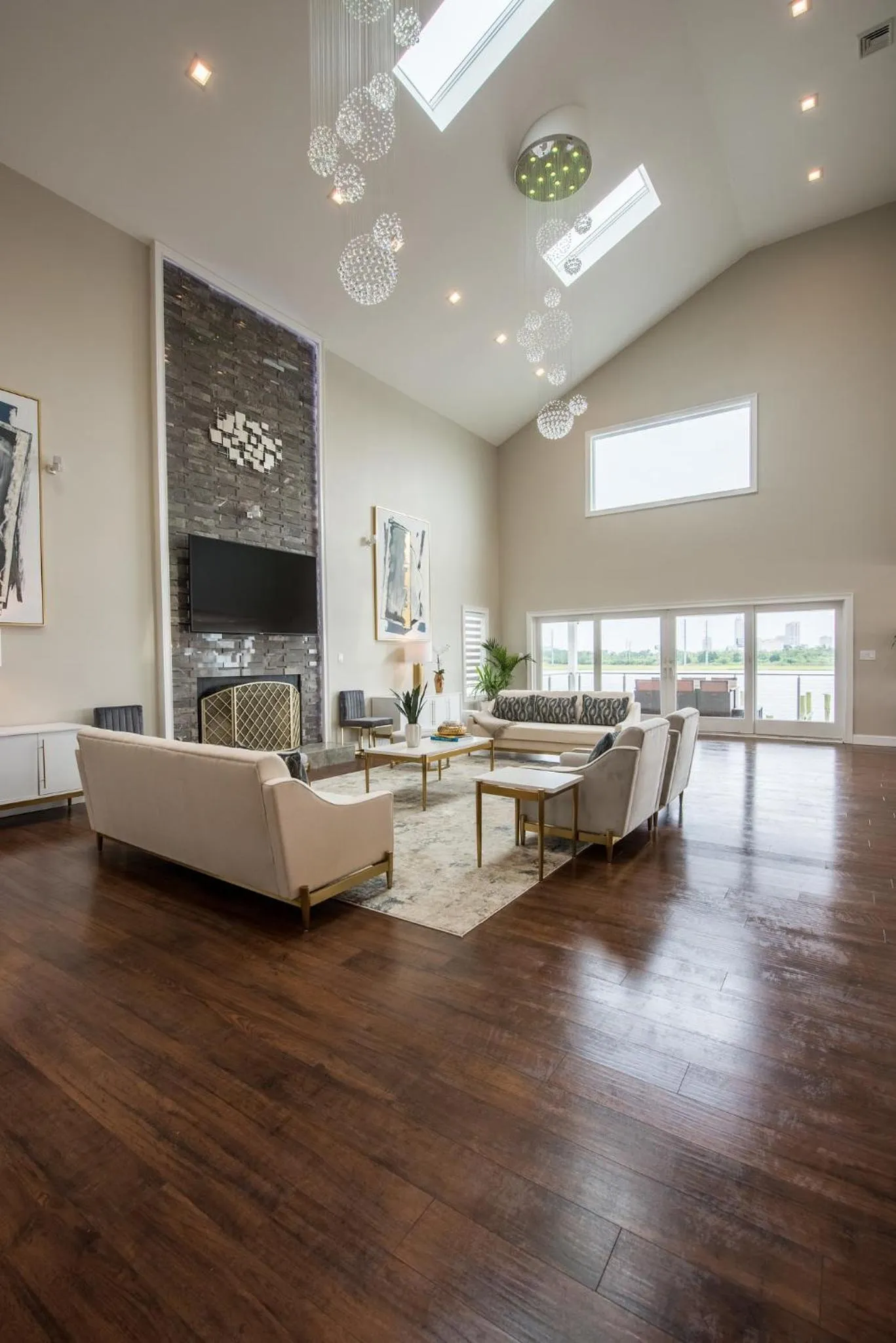 Lago-mar Luxury Modern Waterfront Home