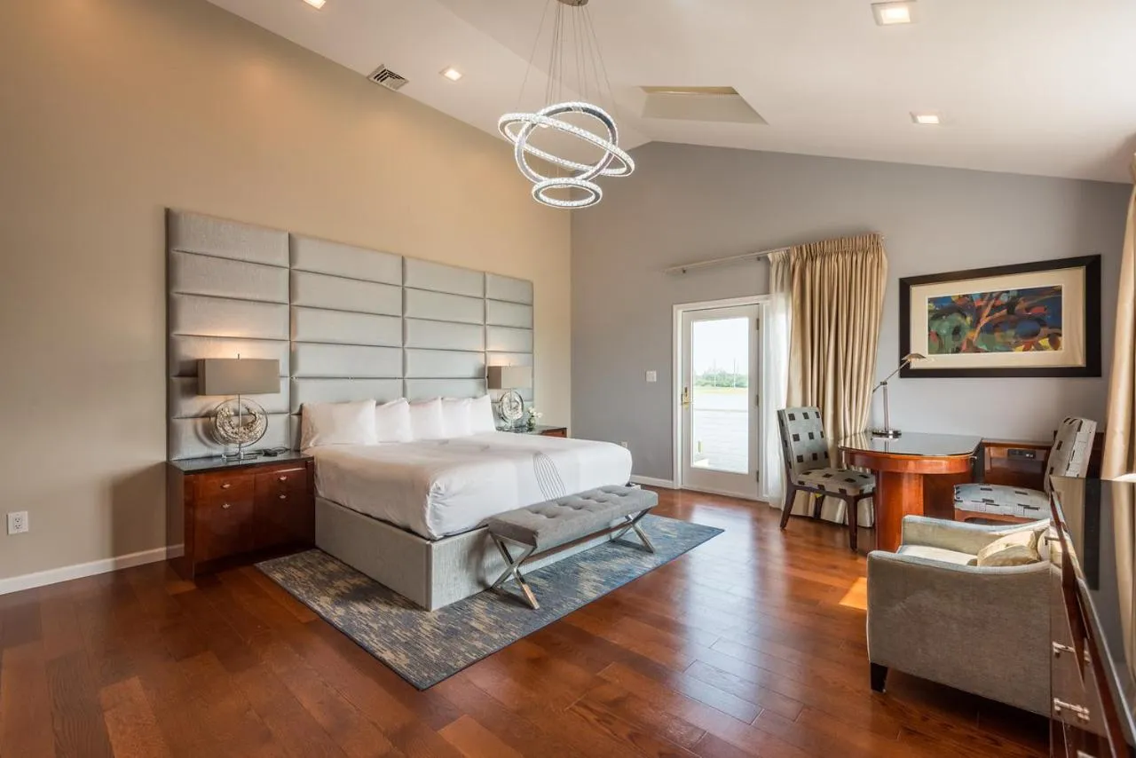 Bed in Lago-mar Luxury Modern Waterfront Home