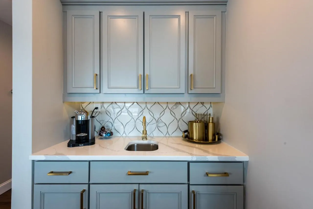 Lago-mar Luxury Modern Waterfront Home