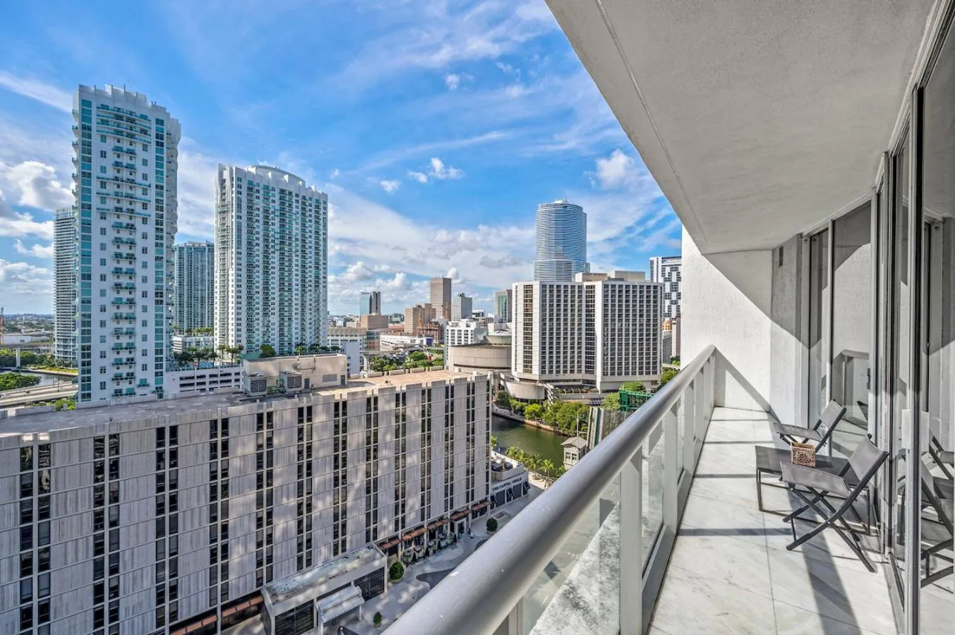 ICON W BRICKELL LUXURY CONDO