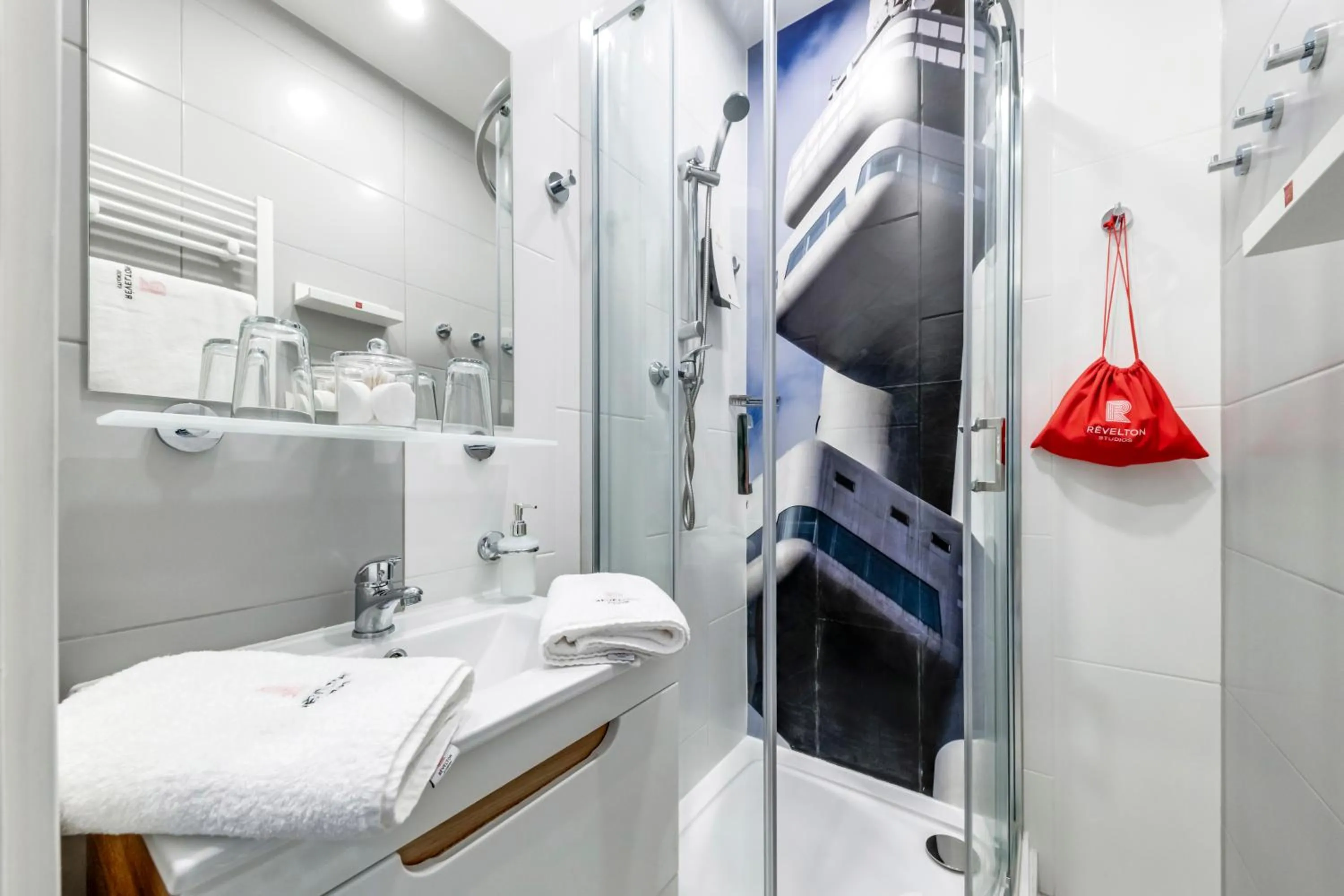 Shower in Revelton Studios Prague