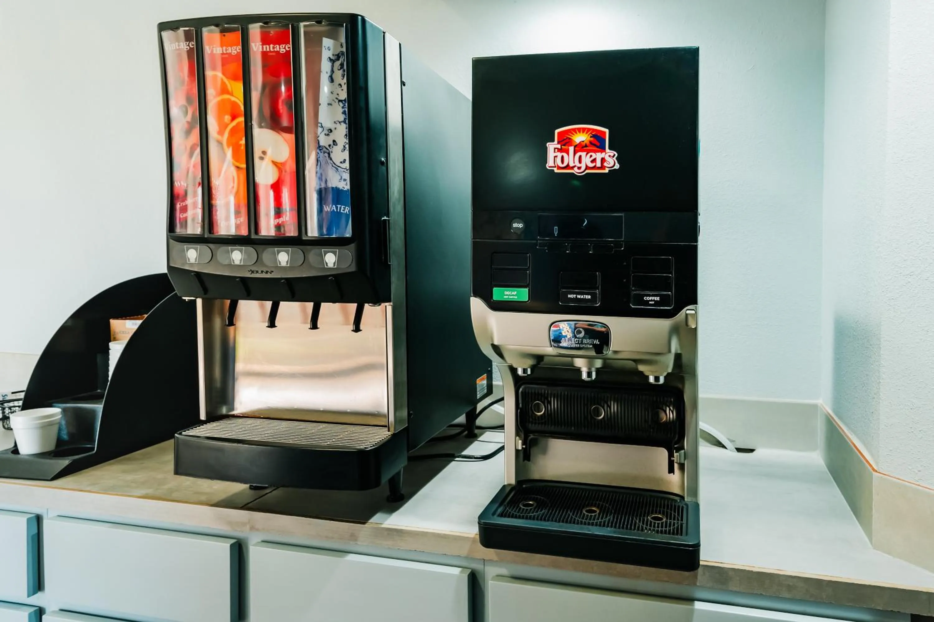 Coffee/tea facilities in Red Roof Inn San Antonio - Seaworld Northwest